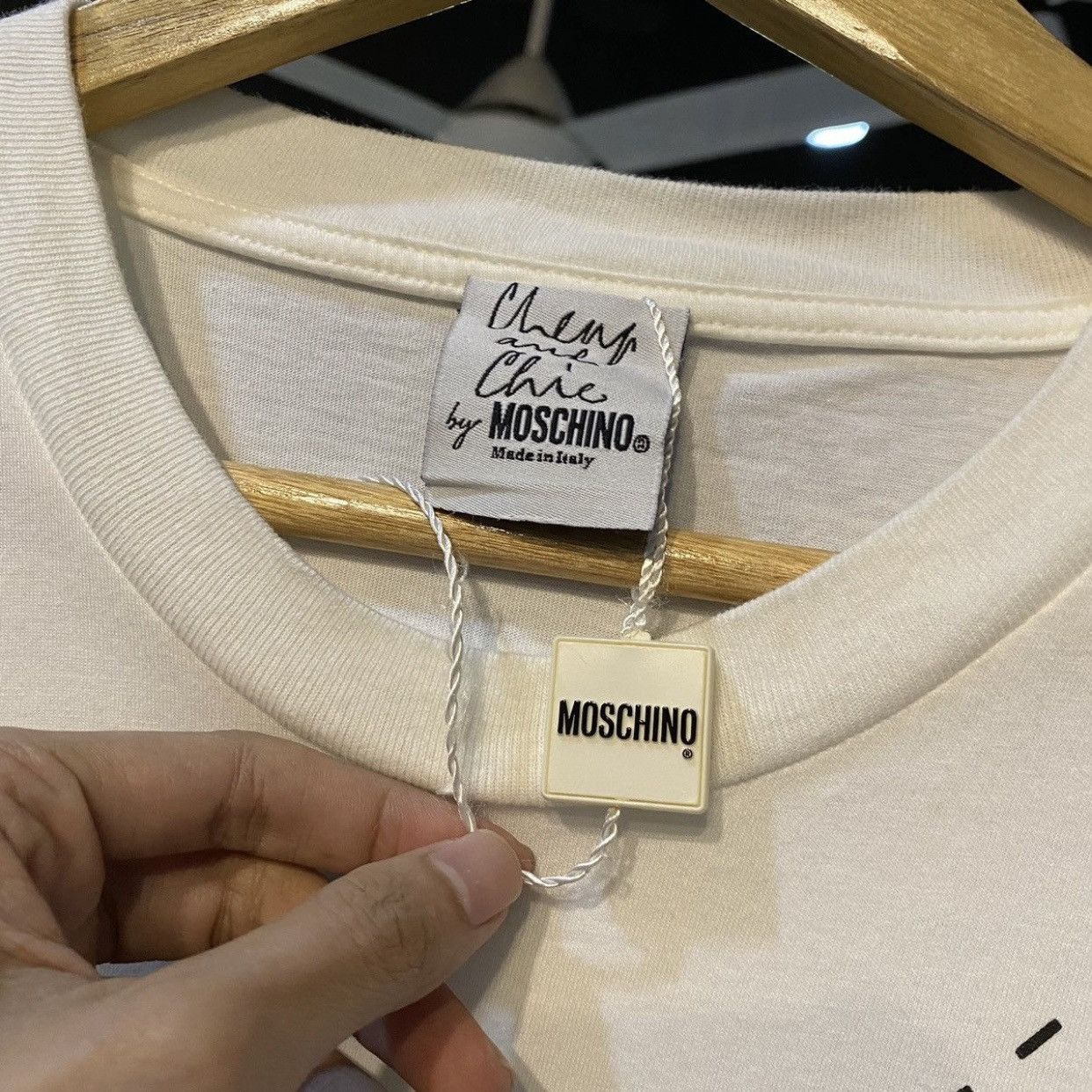 Moschino VINTAGE Moschino Chevy & Chic "Cut Here" Tee Size US L / EU 52-54 / 3 - 9 Thumbnail