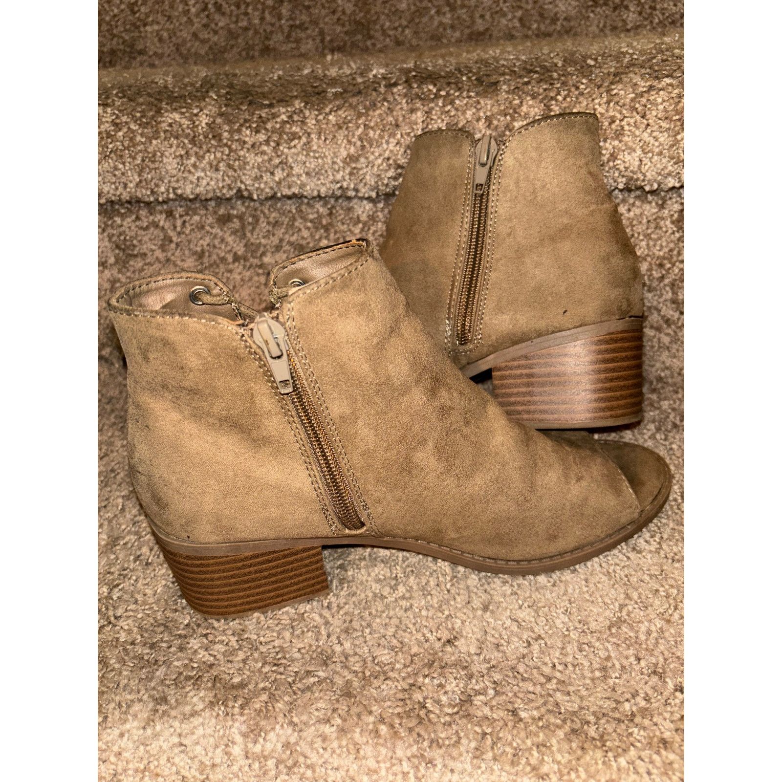 The Unbranded Brand Madden Girl Size 5 Booties (Women 7) Size US 5 / IT 35 - 3 Thumbnail