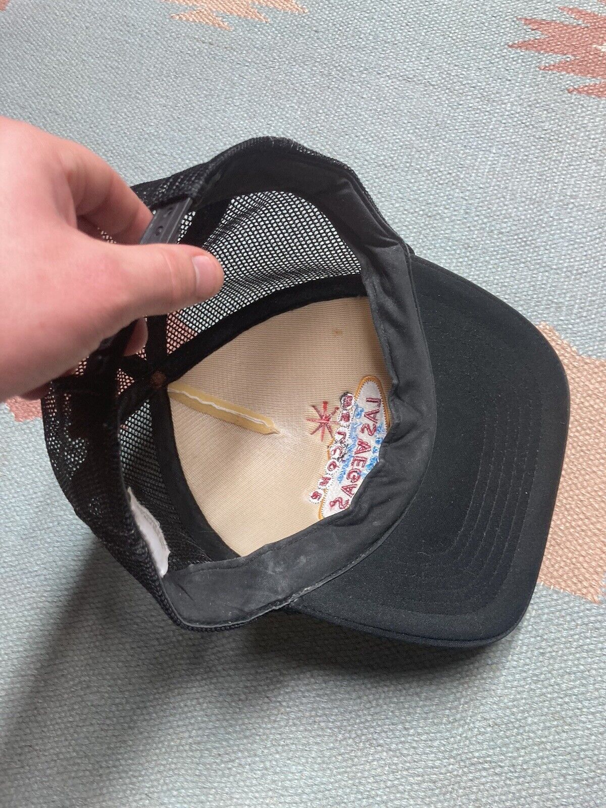 Vintage trucker hat welcome to fabulous Las Vegas Nevada gambling Size ONE SIZE - 9 Thumbnail