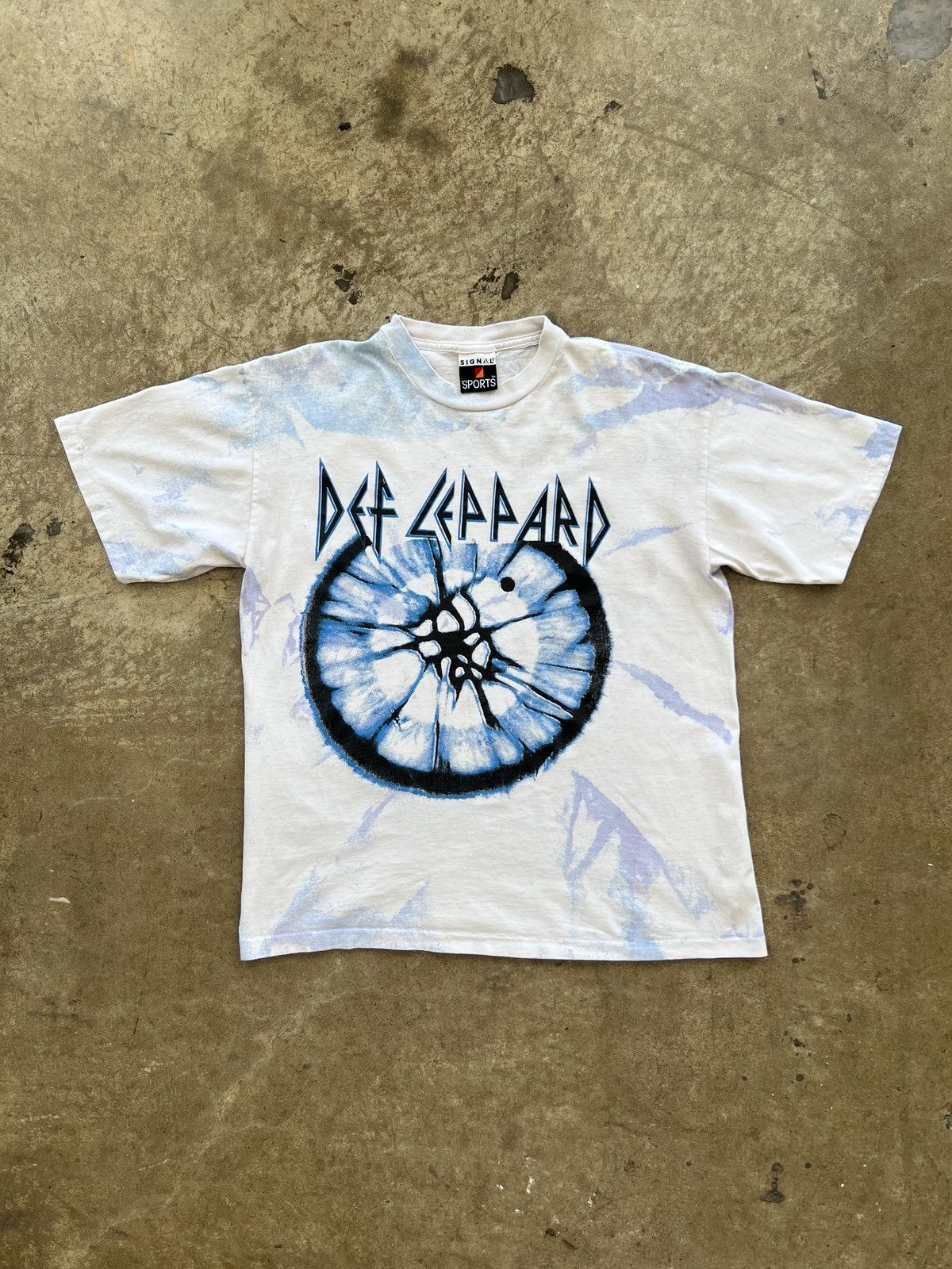 Band Tees Vintage 1992 Def Leppard Adrenalize Tour Bootleg Tee Medium Size US M / EU 48-50 / 2 - 2 Thumbnail