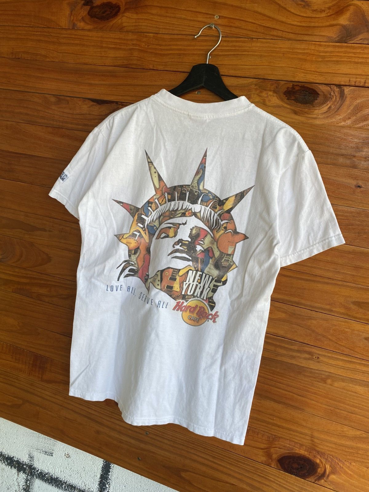 Hard Rock Cafe Vintage Hard Rock Cafe New York Statue of Liberty Graphic Size US S / EU 44-46 / 1 - 4 Thumbnail