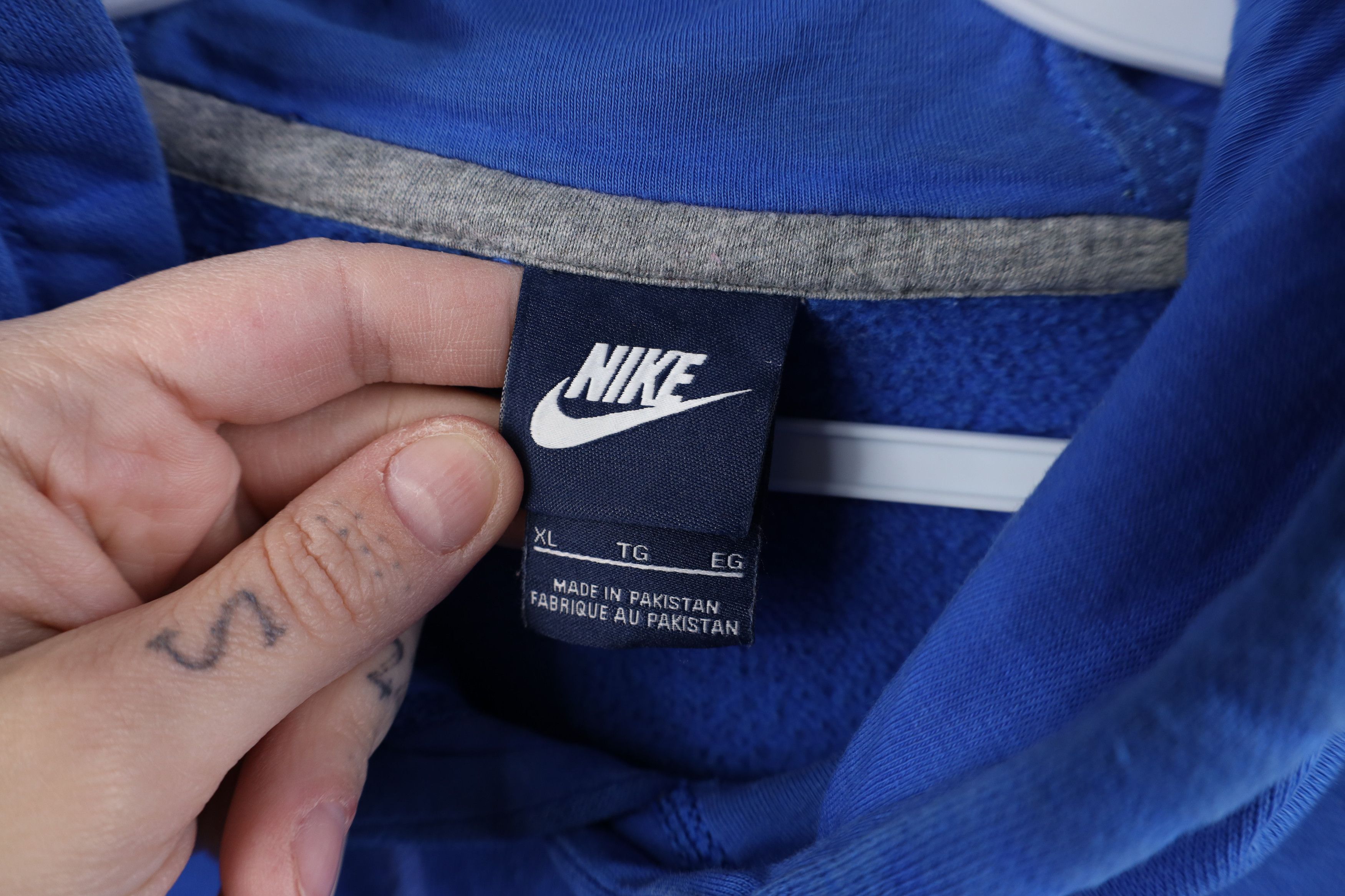 Nike Vintage Y2K Nike Mini Swoosh Hoodie Sweatshirt Royal Blue Size US XL / EU 56 / 4 - 8 Thumbnail