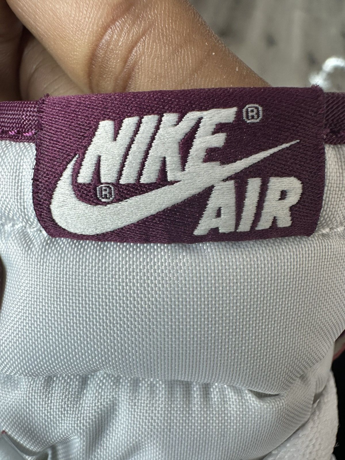 Jordan Brand Air Jordan 1 High OG “Bordeaux” **PRE-OWNED** Size US 10.5 / EU 43-44 - 6 Thumbnail