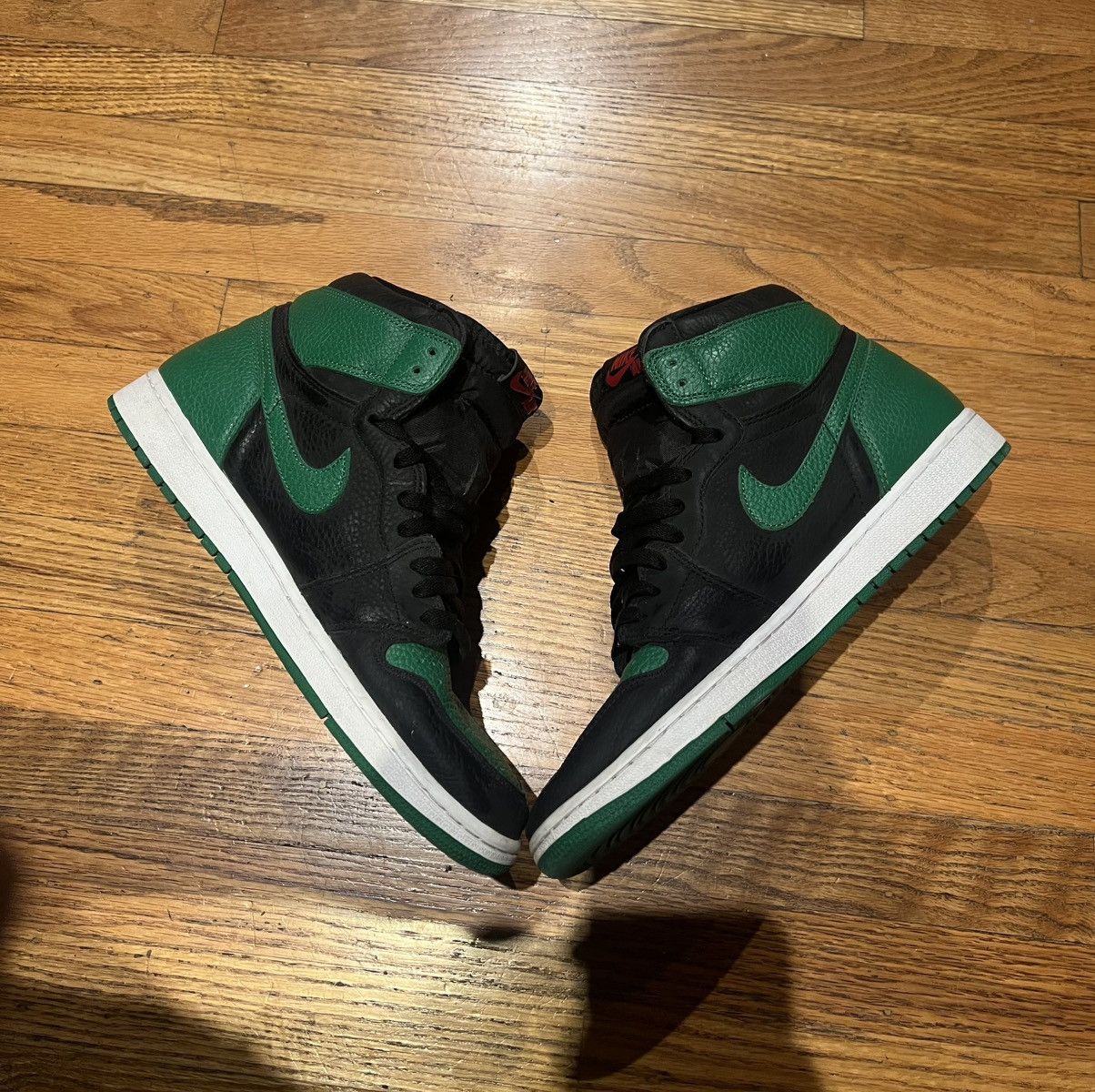 Designer × Jordan Brand Air Jordan pine green Size US 11.5 / EU 44-45 - 4 Thumbnail