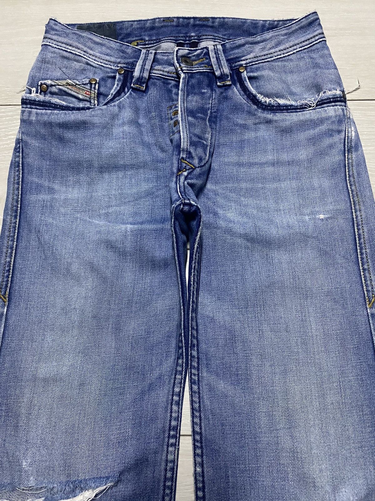 Diesel Black Gold Vintagw Diesel Italy Faded Wash Distressed Loose Jeans Size US 29 - 3 Thumbnail