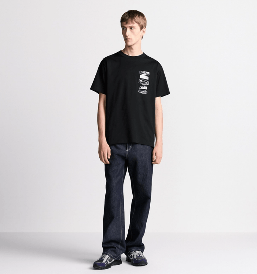 Dior o1w1db11025 513J69 Dior Archives Labels T-Shirt in Black Size US S / EU 44-46 / 1 - 4 Thumbnail
