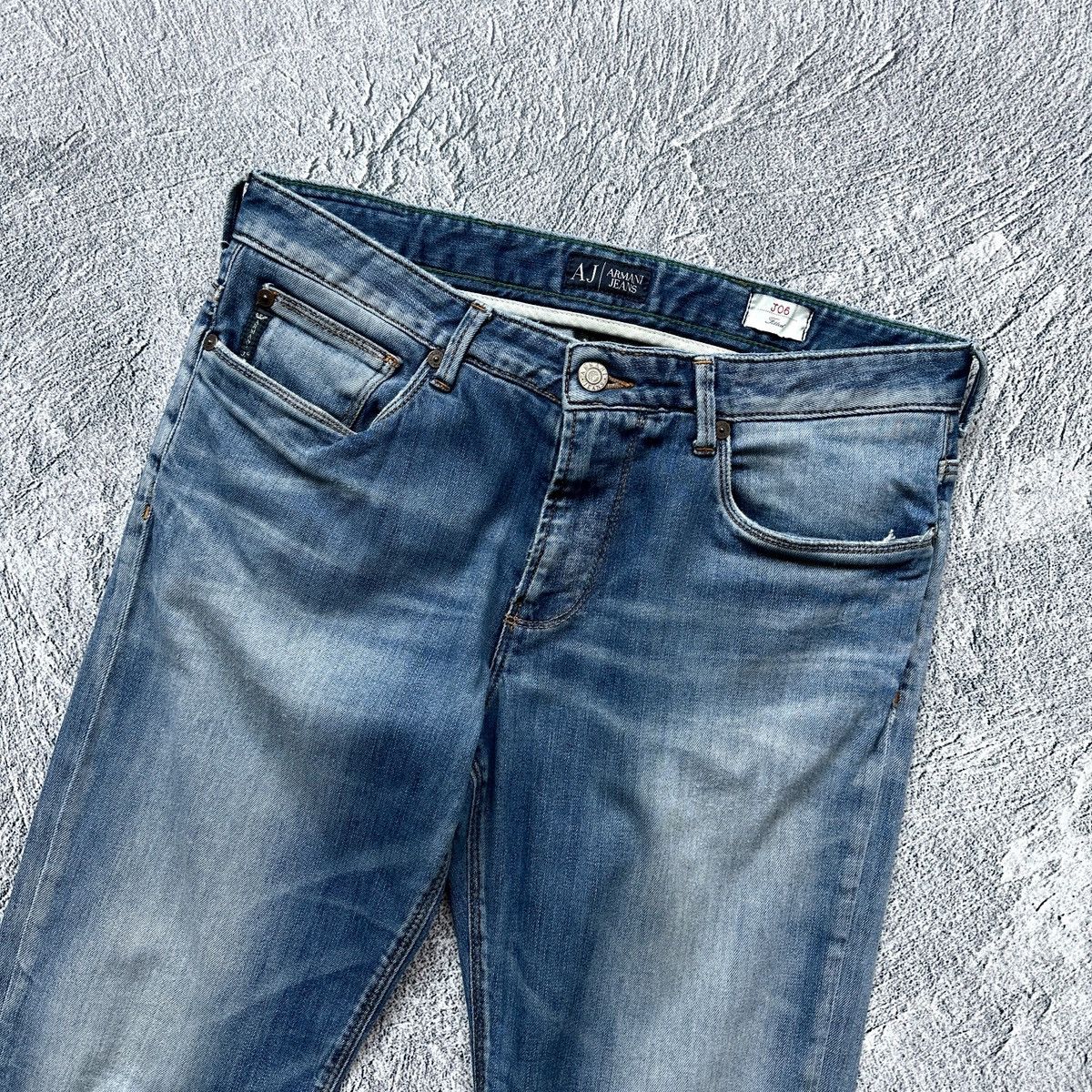 Armani × Giorgio Armani × Vintage Vintage Men’s Armani Jeans Blue Size: 32/33 Size US 32 / EU 48 - 7 Thumbnail