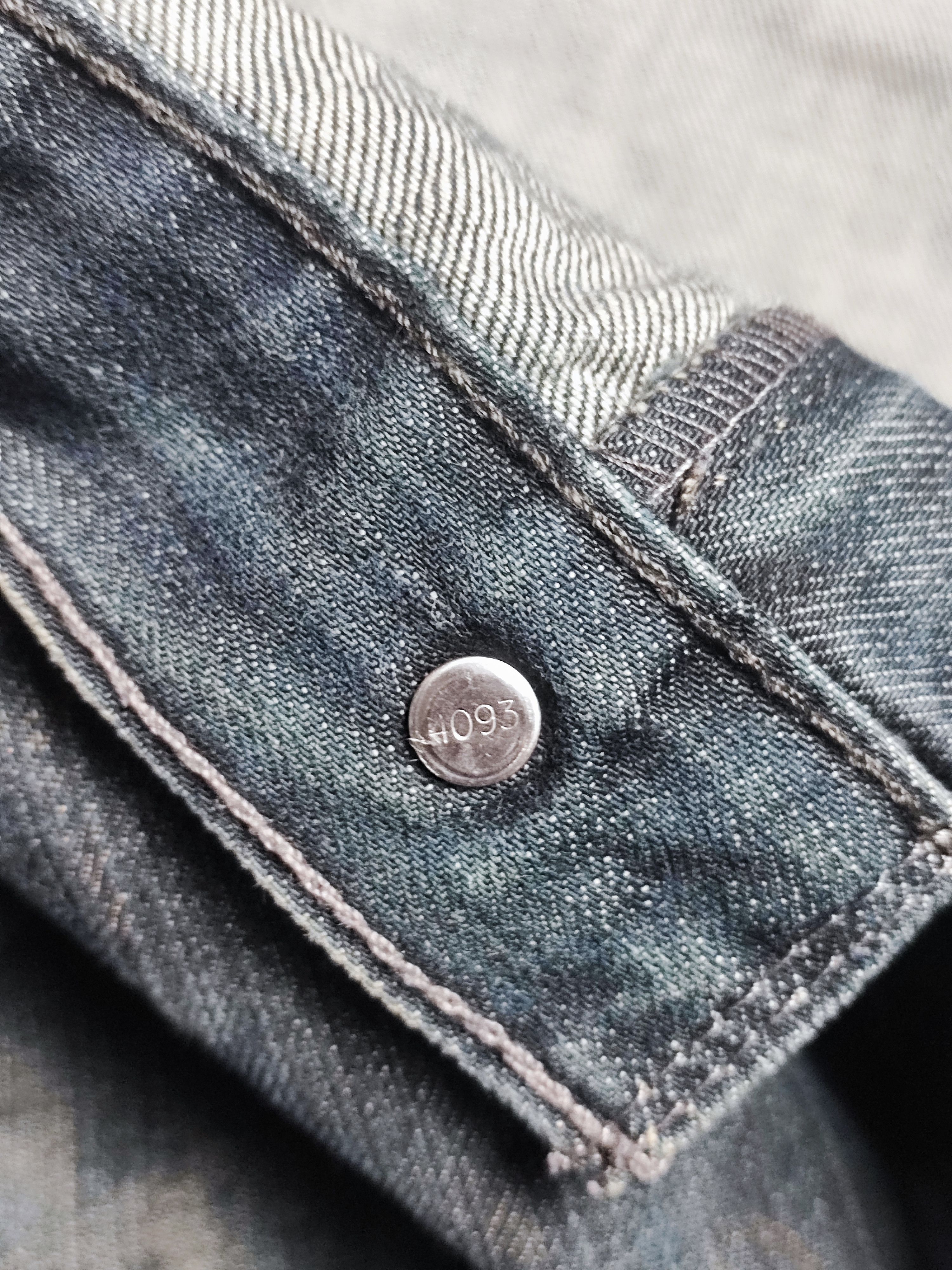 Levi's Vintage Levis 527 Slim Flared Bootcut Y2K SKATE 41x30 Size US 41 - 13 Thumbnail