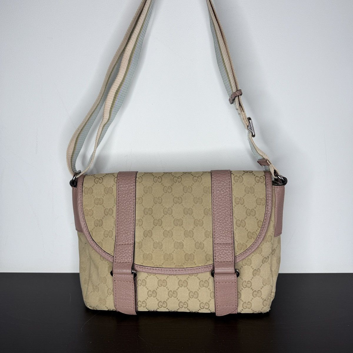 Gucci Gucci Monogram GG Canvas Beige Shoulder Crossbody Bag Size ONE SIZE - 1 Thumbnail