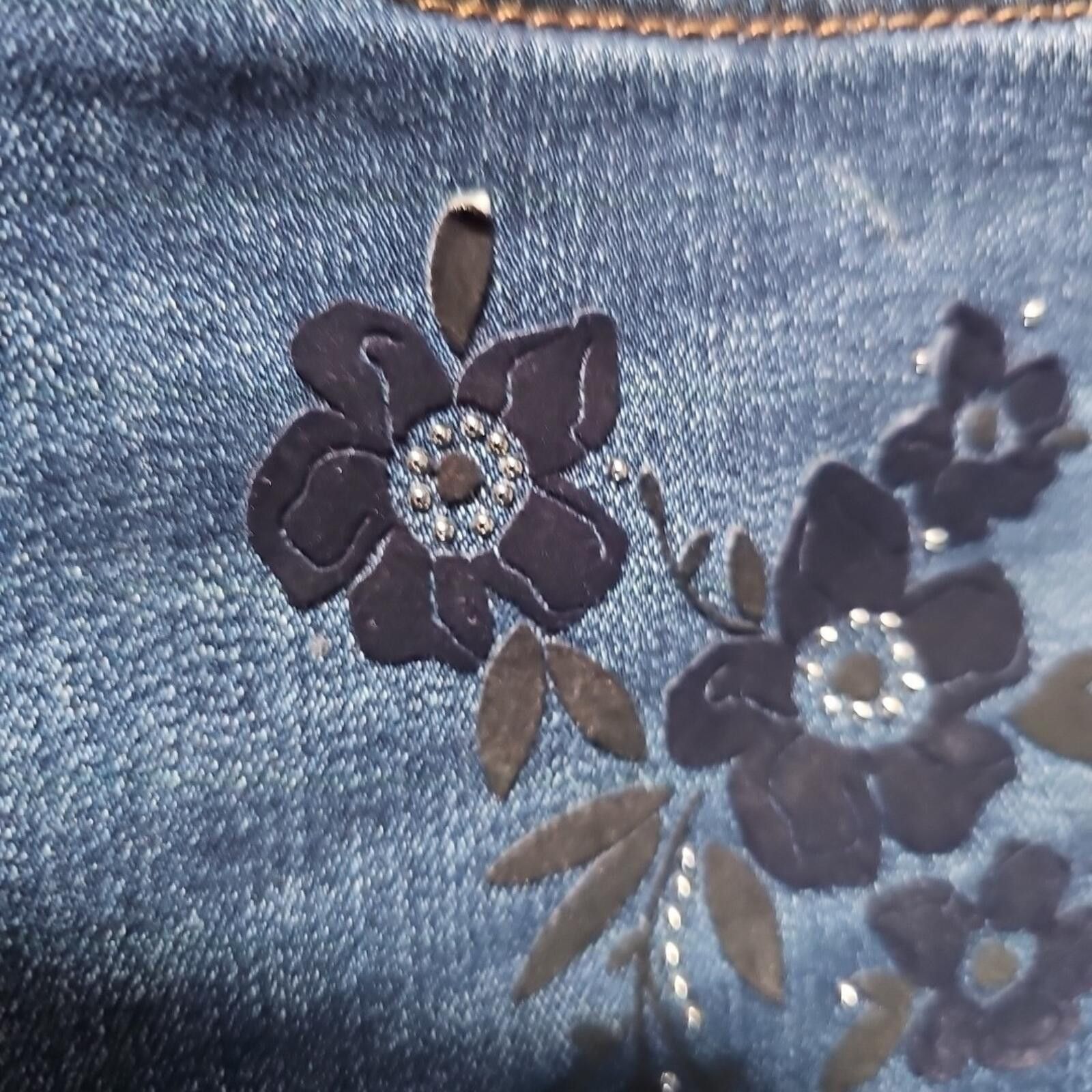 Lee Lee Regular Straight MidRise Flex Motion 8 Jeans Floral Size 30" / US 8 / IT 44 - 5 Thumbnail