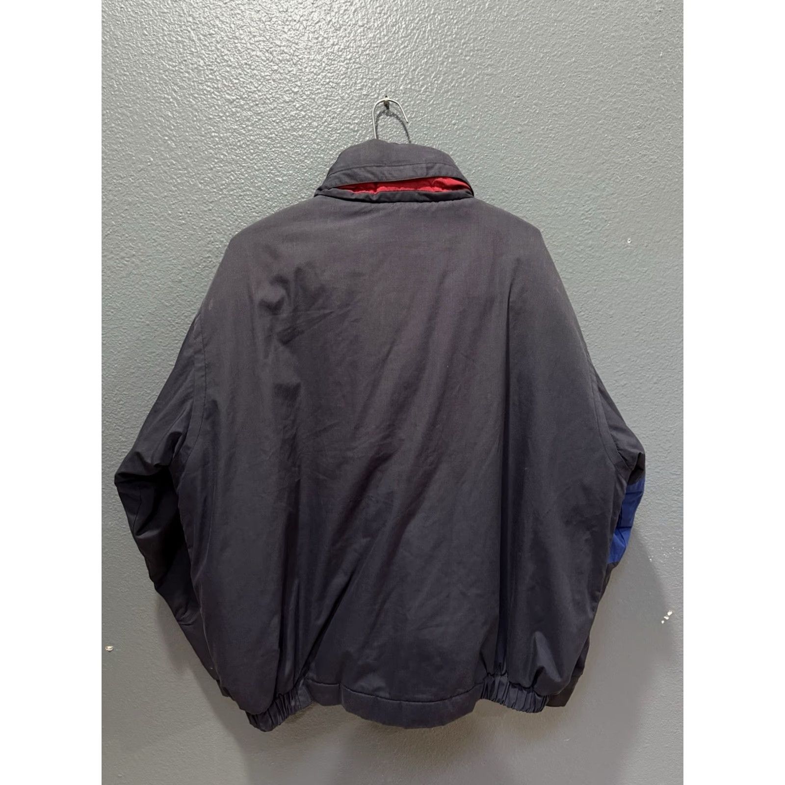 Ralph Lauren VINTAGE Ralph Lauren Chaps Puffer Jacket Blue Men’s Coat L Mens Blue Puffer Jacket 90s Size US L / EU 52-54 / 3 - 6 Thumbnail