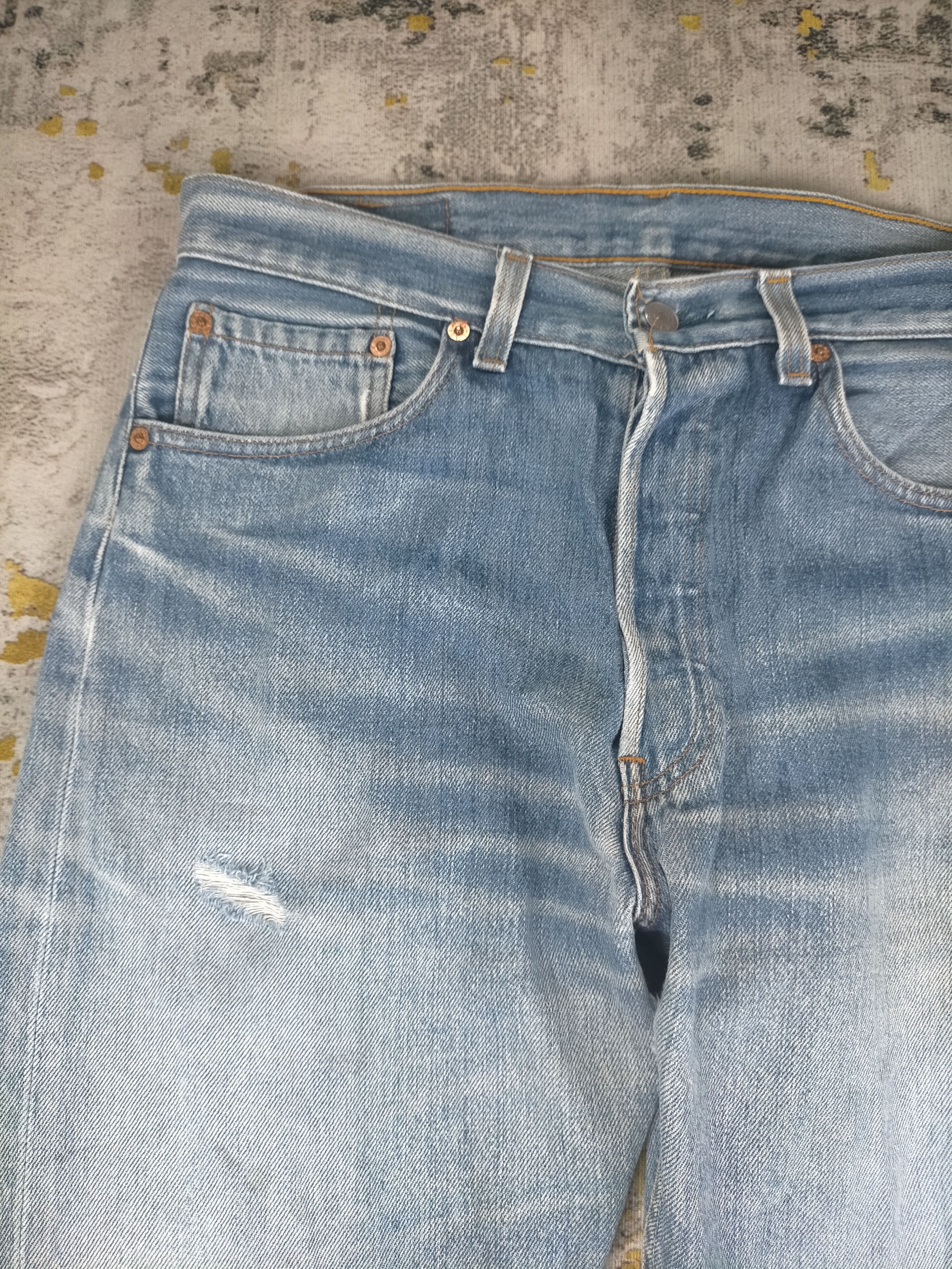 Levi's 🔥90s Levis 501 Button 524 Washed Distressed Jeans Size US 32 / EU 48 - 3 Thumbnail