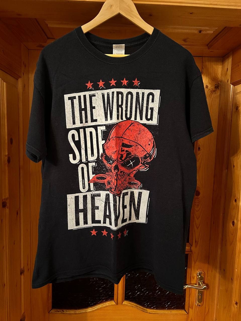 Gildan five finger death punch tee Size US XL / EU 56 / 4 - 2 Thumbnail