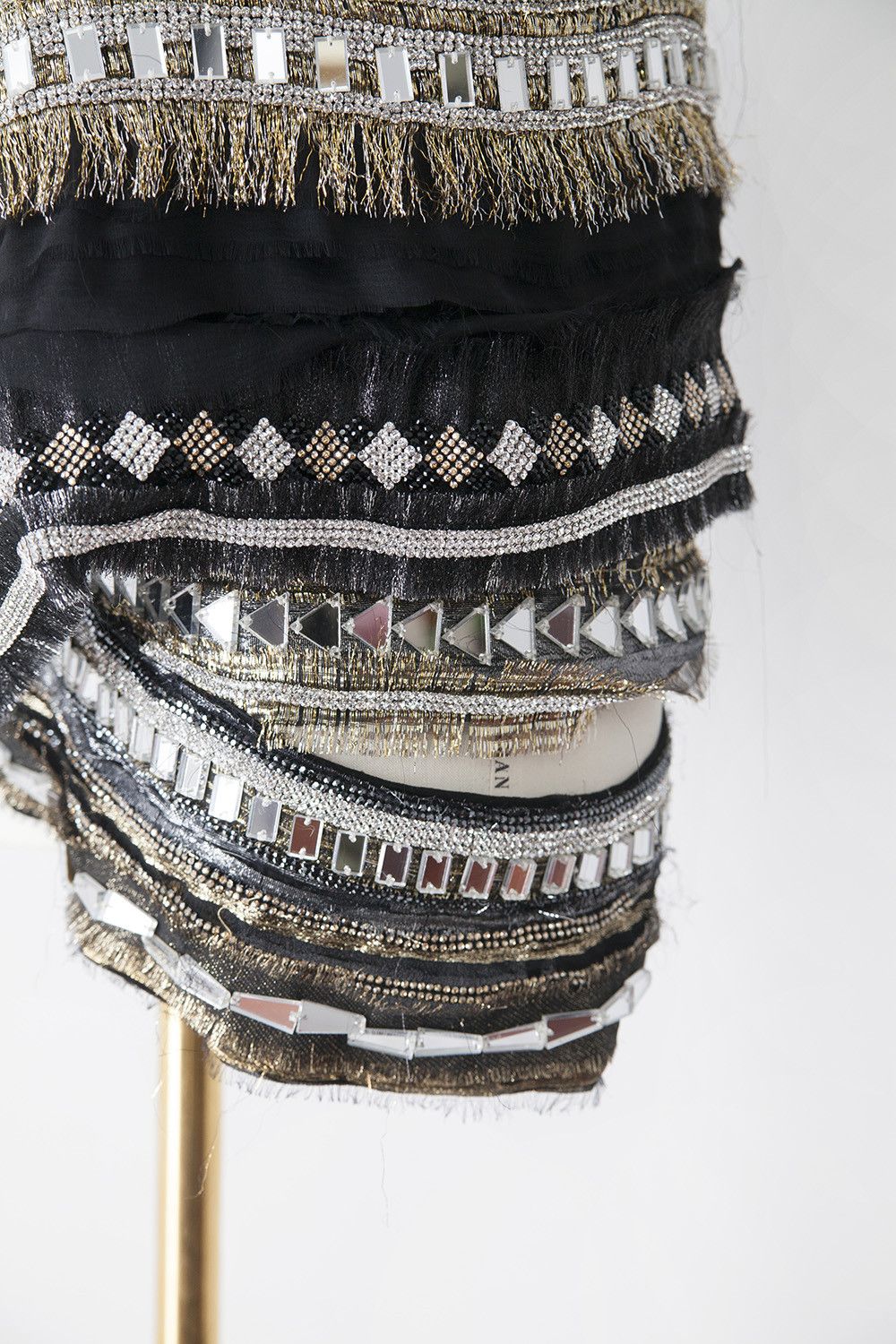 Balmain AW11 crystals embroidered silk ensemble Size XS / US 0-2 / IT 36-38 - 8 Thumbnail