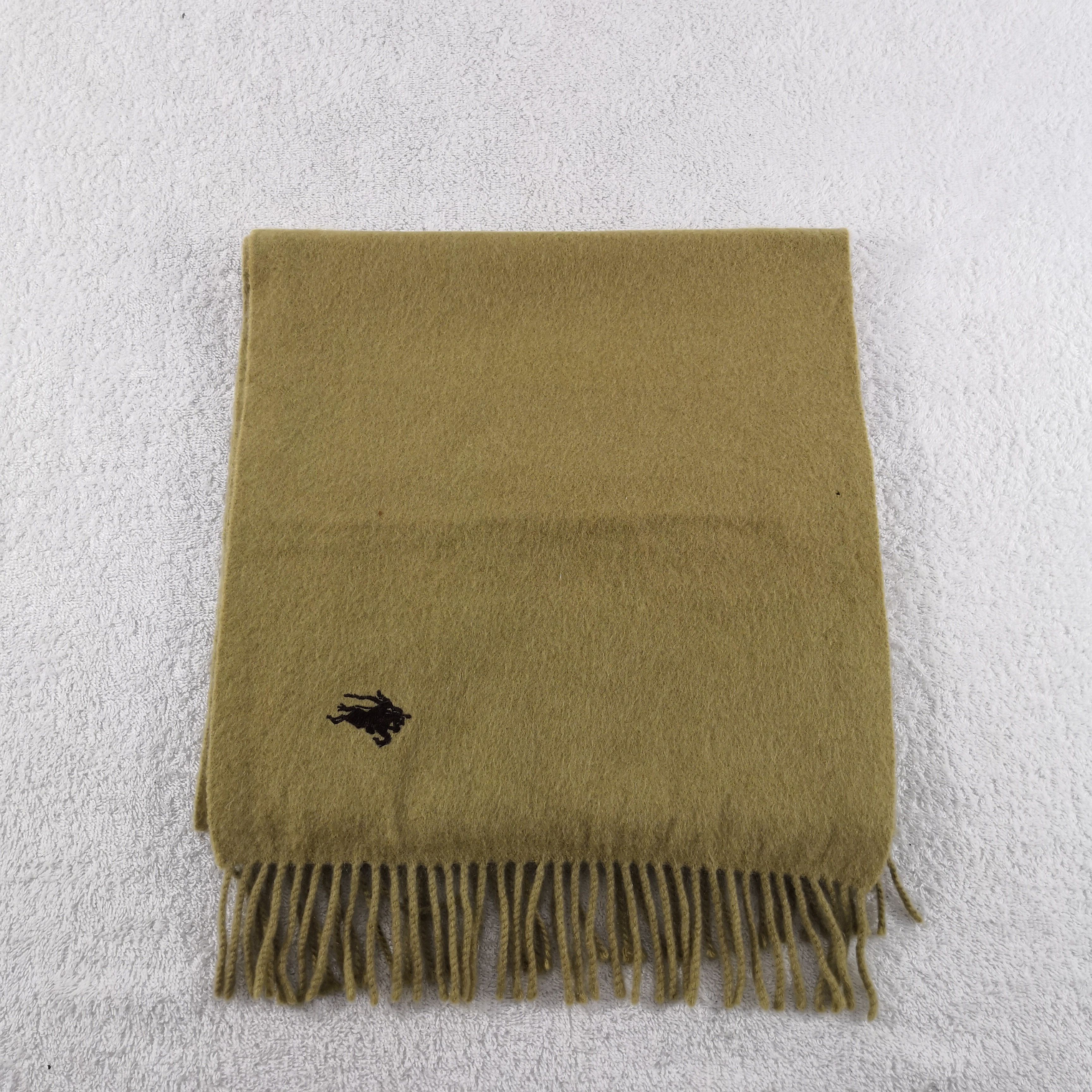 Burberry Vintage Burberry Scarf Fringe Muffler Winter Wool Scarves . Size ONE SIZE - 2 Thumbnail