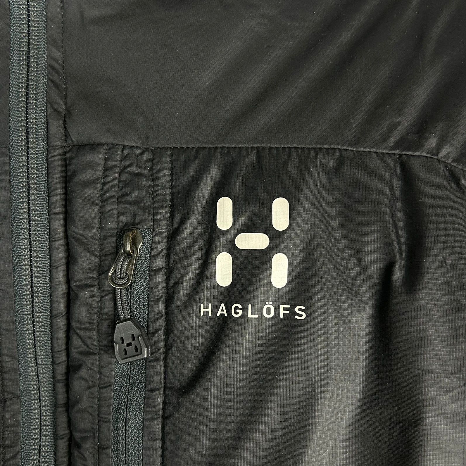 Designer × Haglofs Haglofs Belay II puffer jacket with hood black mini print Size US S / EU 44-46 / 1 - 4 Thumbnail