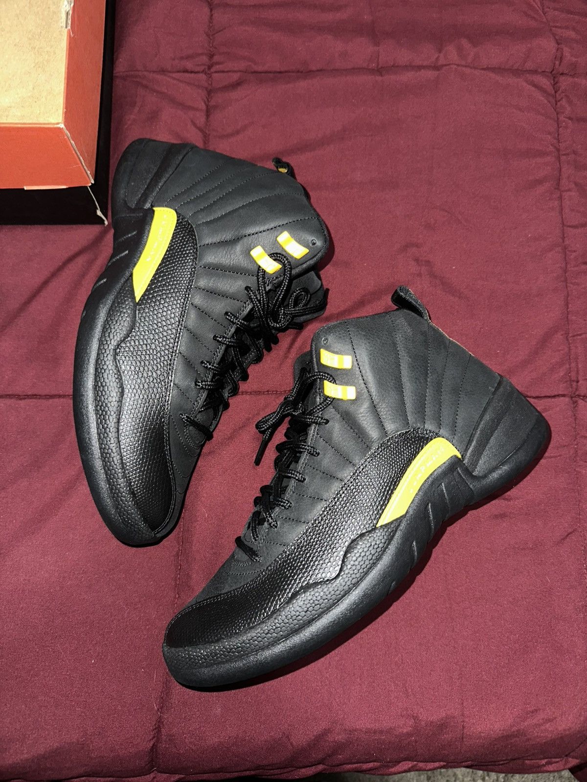 Jordan Brand Jordan 12 black taxi ⚫️🚕 Size US 10.5 / EU 43-44 - 2 Thumbnail