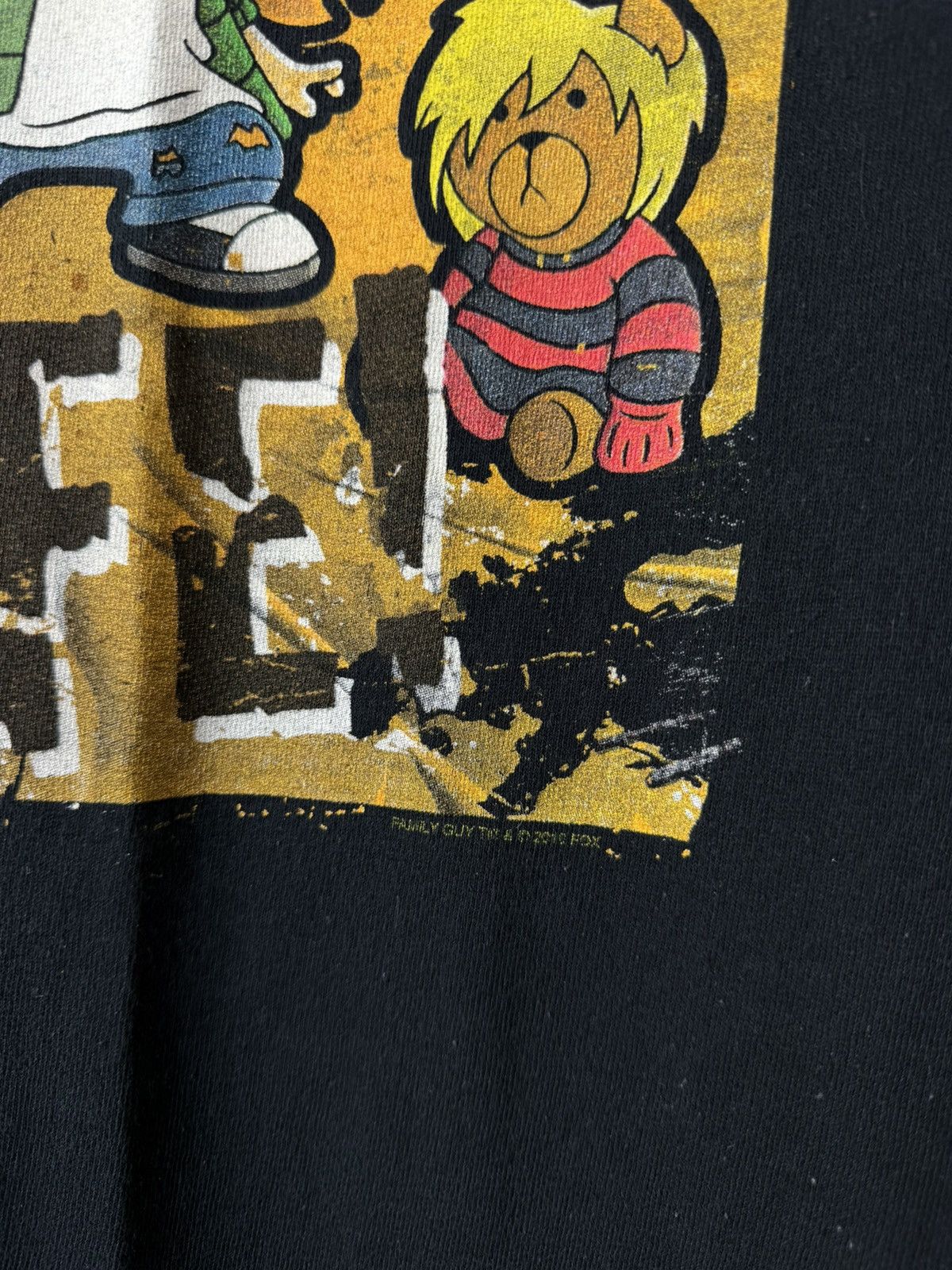 Other 2000’s Vintage Family Guy Cartoon Fox T Shirt Size US L / EU 52-54 / 3 - 3 Thumbnail