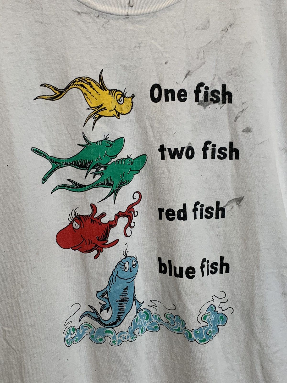 Vintage *RARE* Vintage Dr Seuss One Two Red Blue Fish AllSport Shirt Size US XL / EU 56 / 4 - 2 Thumbnail