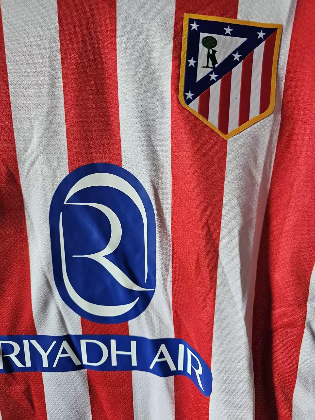 Other 25 26 Atlético de Madrid 7 Griezmann Jersey Size US L / EU 52-54 / 3 - 4 Thumbnail