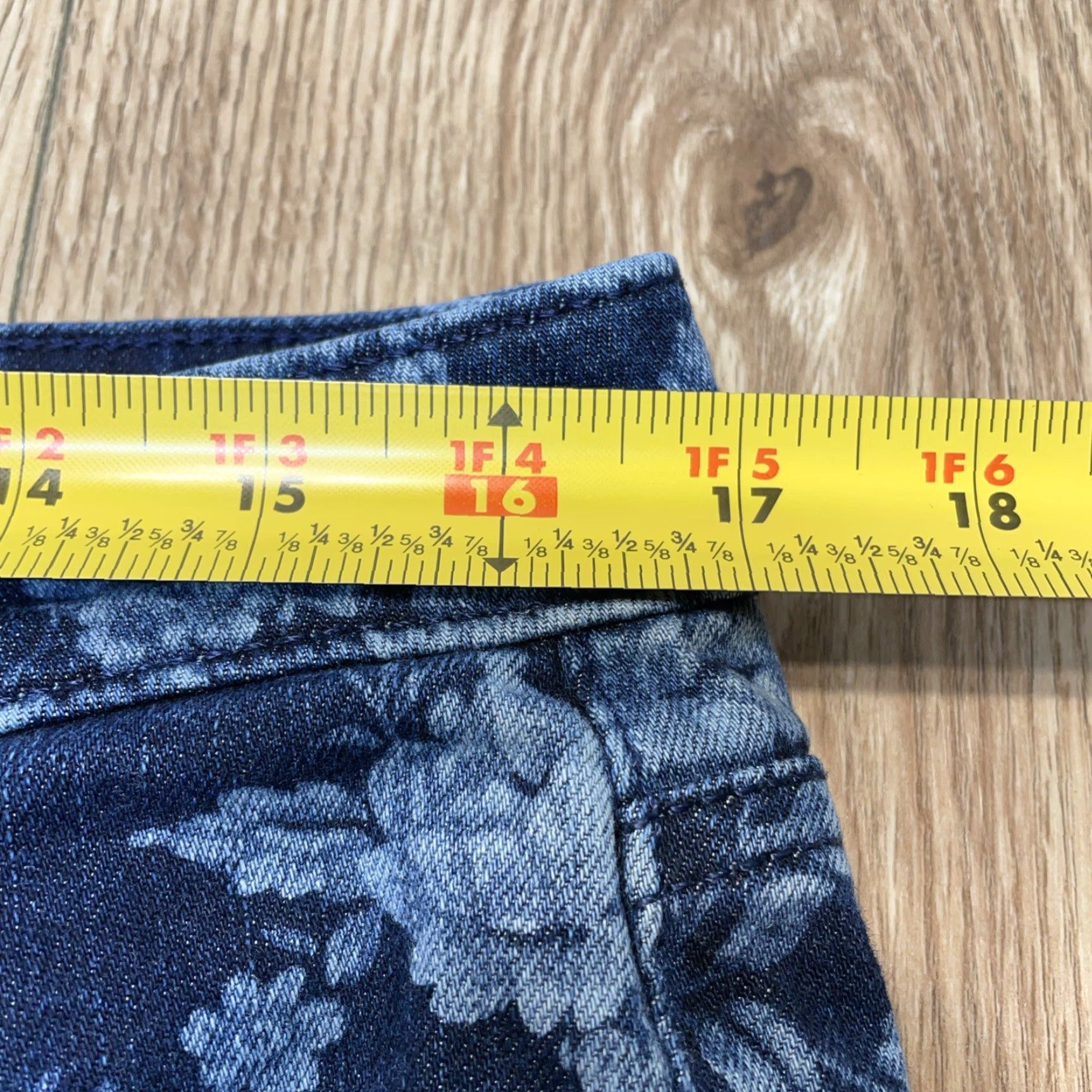 Liz Claiborne VINTAGE Liz Claiborne Women’s Petite 14P Blue Floral Print Straight Jeans Pants Size 36" / US 14 / IT 50 - 5 Thumbnail