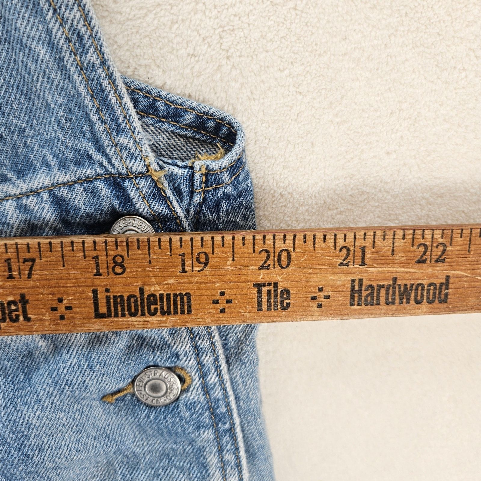 Levi's LEVI'S WOMEN'S XL PREMIUM LIGHT WASH UTILITY SHORTALLS NWT Size 39" - 4 Thumbnail