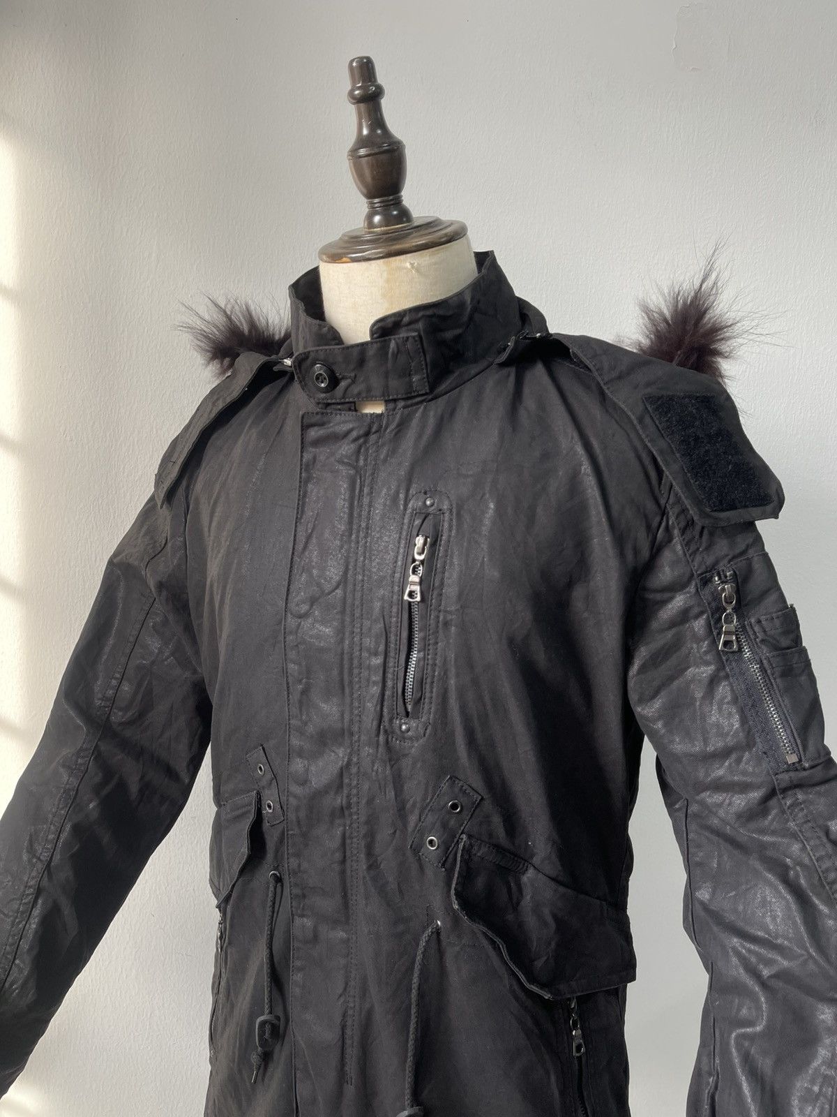 Le Grande Bleu (L.G.B.) RARE 2000s LGB Tornado Mart Fur Wax Parka Armor Style C1 Size US L / EU 52-54 / 3 - 8 Thumbnail