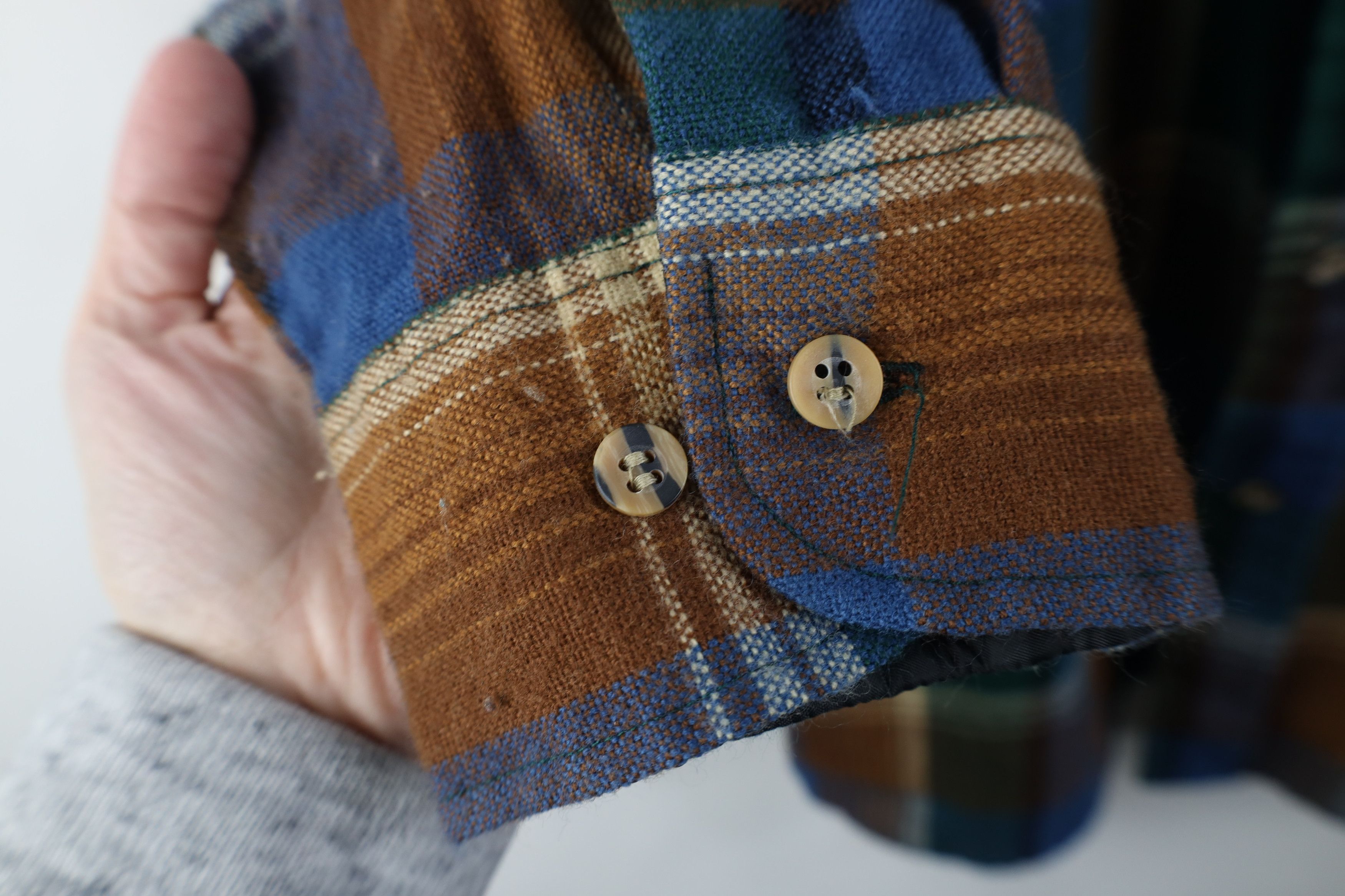 Vintage Vintage 80s 90s Streetwear Button Shirt Earth Tone Plaid Size US L / EU 52-54 / 3 - 5 Thumbnail