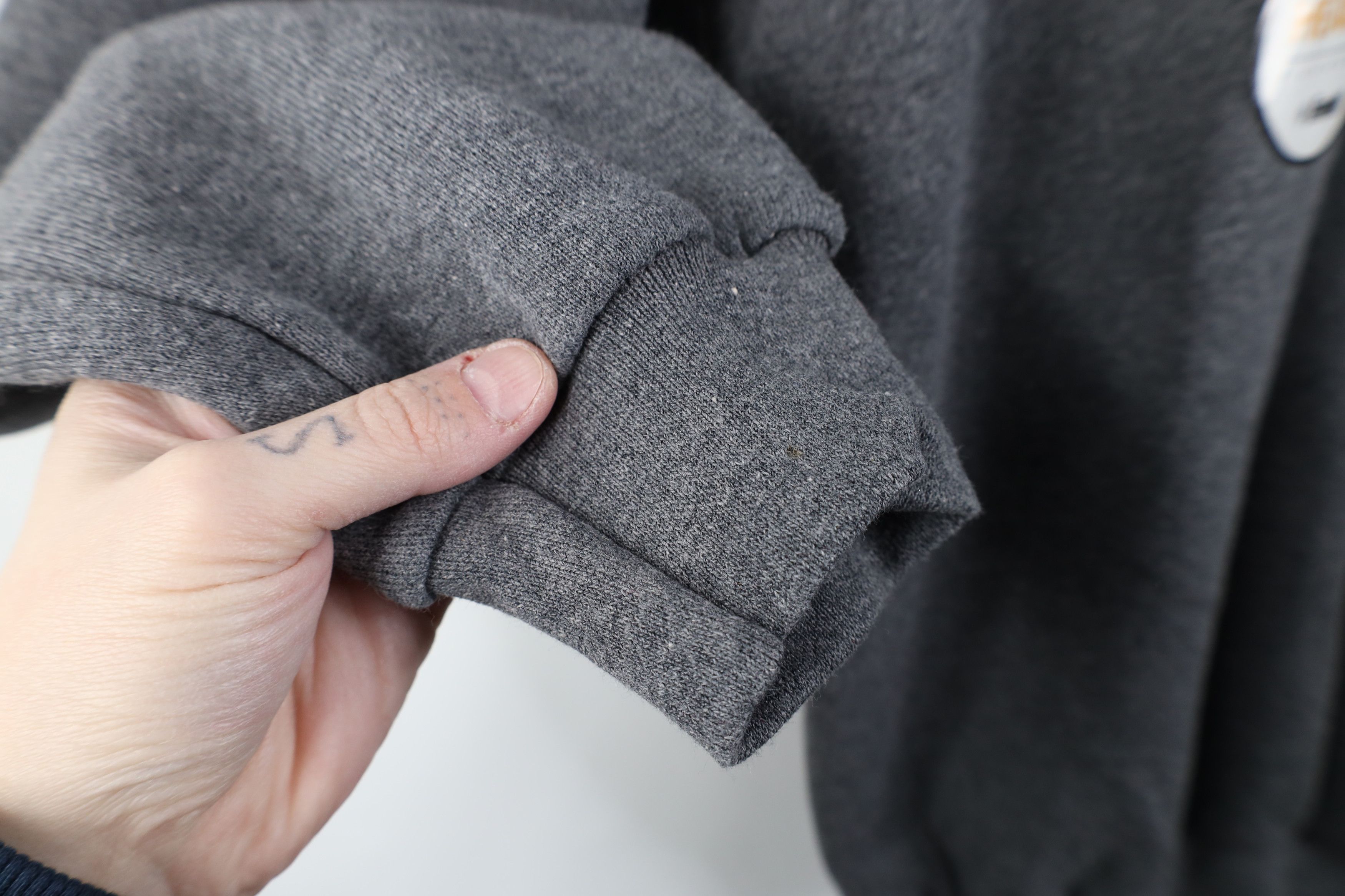 Vintage Deadstock Vintage 90s Streetwear Heavyweight Sweatshirt Gray Size US L / EU 52-54 / 3 - 8 Thumbnail
