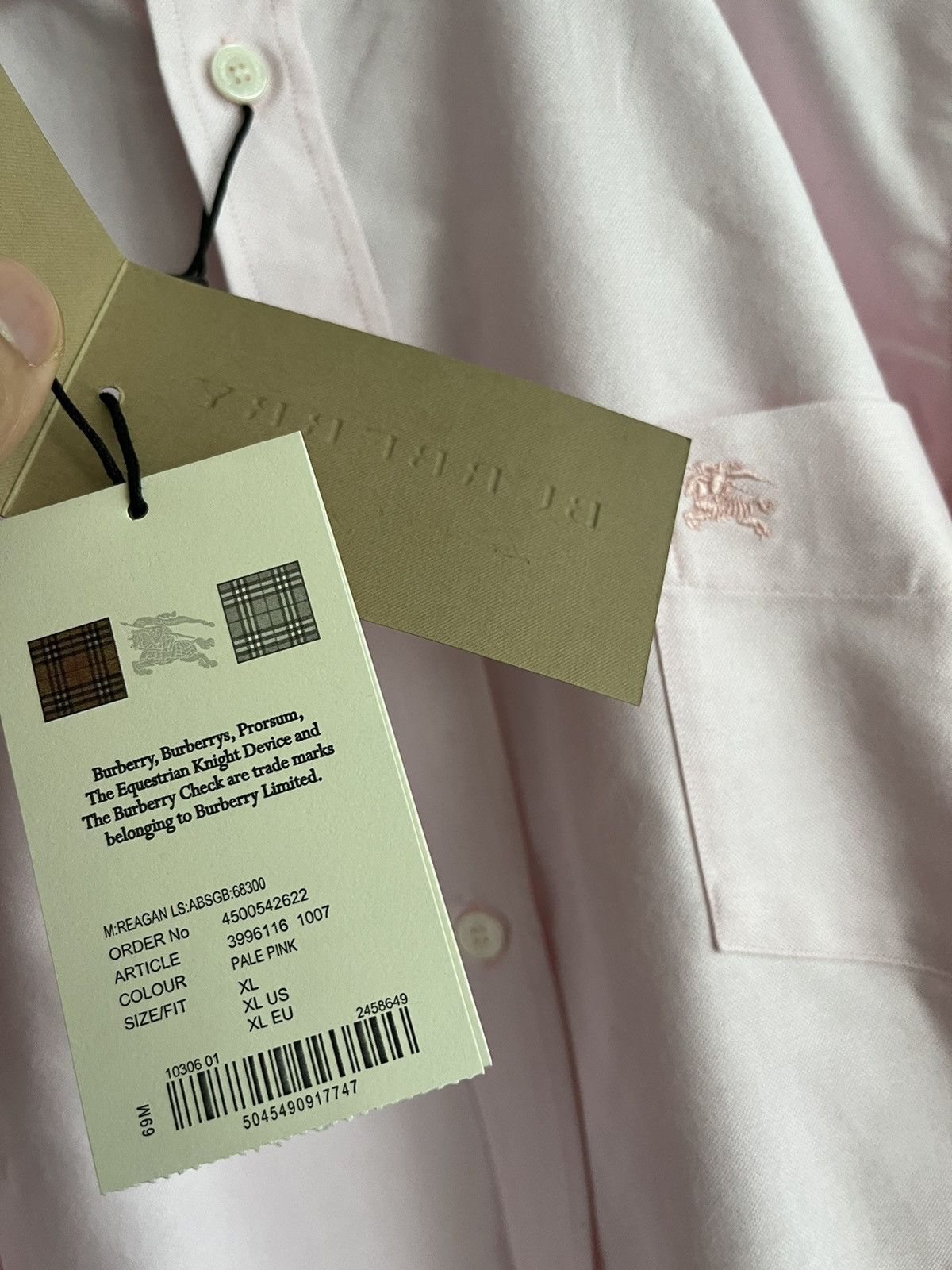Burberry Sold out Brand New Classic Burberry Check Logo Dressy Shirt Size US L / EU 52-54 / 3 - 12 Thumbnail