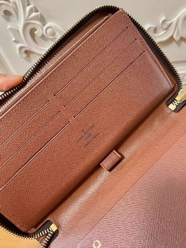 Louis Vuitton Louis Vuitton Zip Wallet Handbag Clutch -2505 Size ONE SIZE - 8 Thumbnail