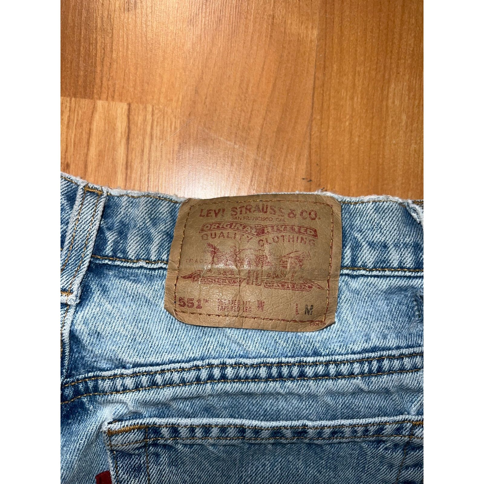 Levi's Womens Vintage Levi's 551 Jeans Levi Strauss Tapered Leg 12 Size 34" / US 12 / IT 48 - 7 Thumbnail
