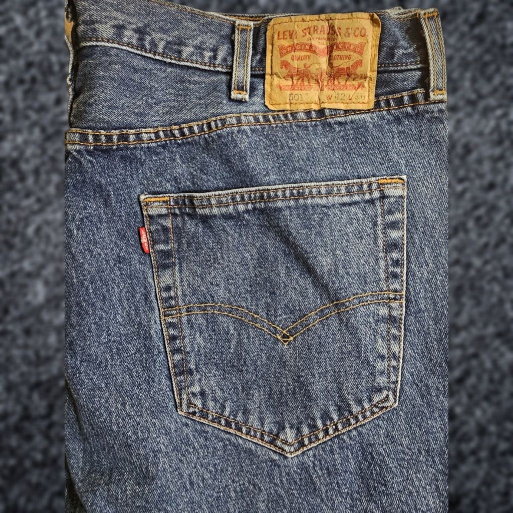 Levi's VINTAGE Levi's 501 XX Jeans Mens Size 42x30 Blue Medium Wash Denim Cotton 90s Theme 5-Pocket Design Regular Fit Straight Size US 42 / EU 58 - 1 Thumbnail