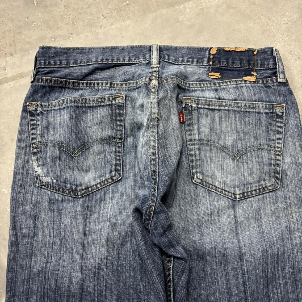 Levi's × Vintage Crazy Vintage Y2K/2000s Grunge Faded Dark Wash Levis Denim Jeans! Size US 32 / EU 48 - 7 Thumbnail