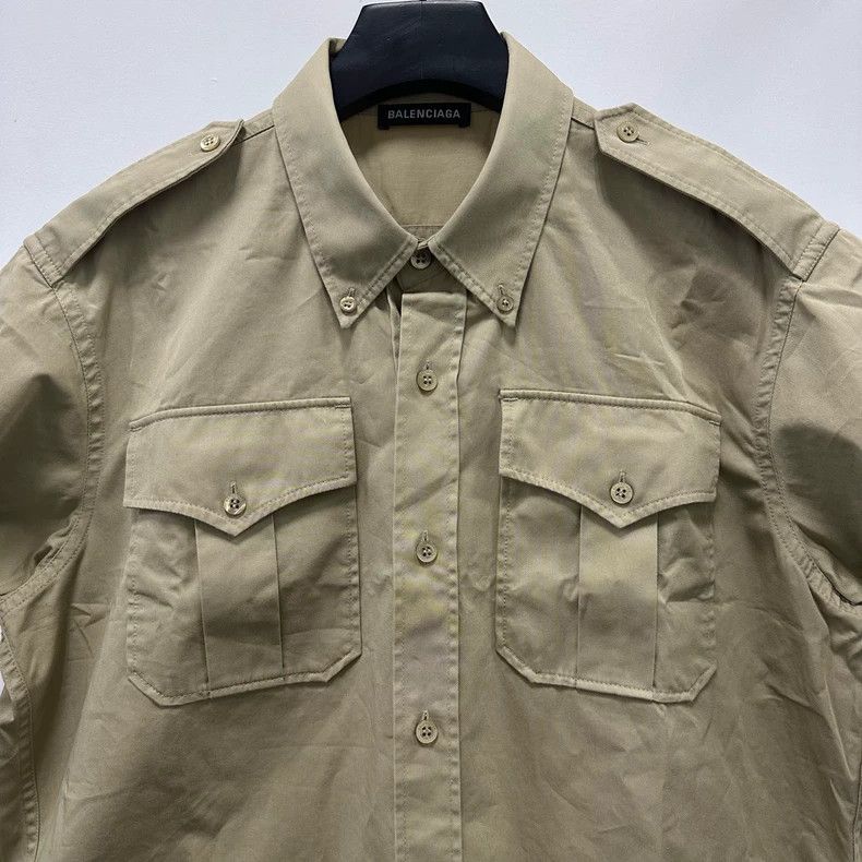 Balenciaga Balenciaga size 39 FW19 khaki cargo short sleeve shirt with Size US M / EU 48-50 / 2 - 3 Thumbnail