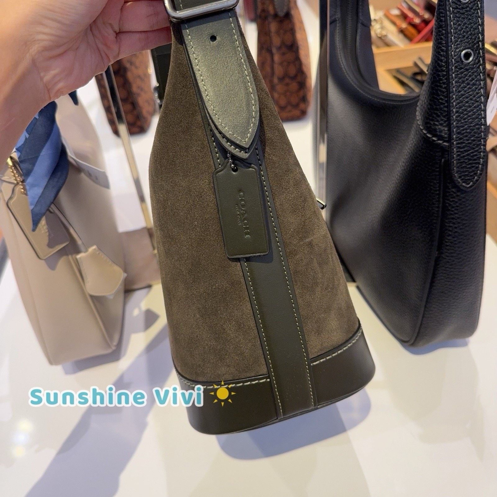 Coach NWT Coach Jude Duffle Bag CCL10 Suede Army Green Size ONE SIZE - 3 Thumbnail