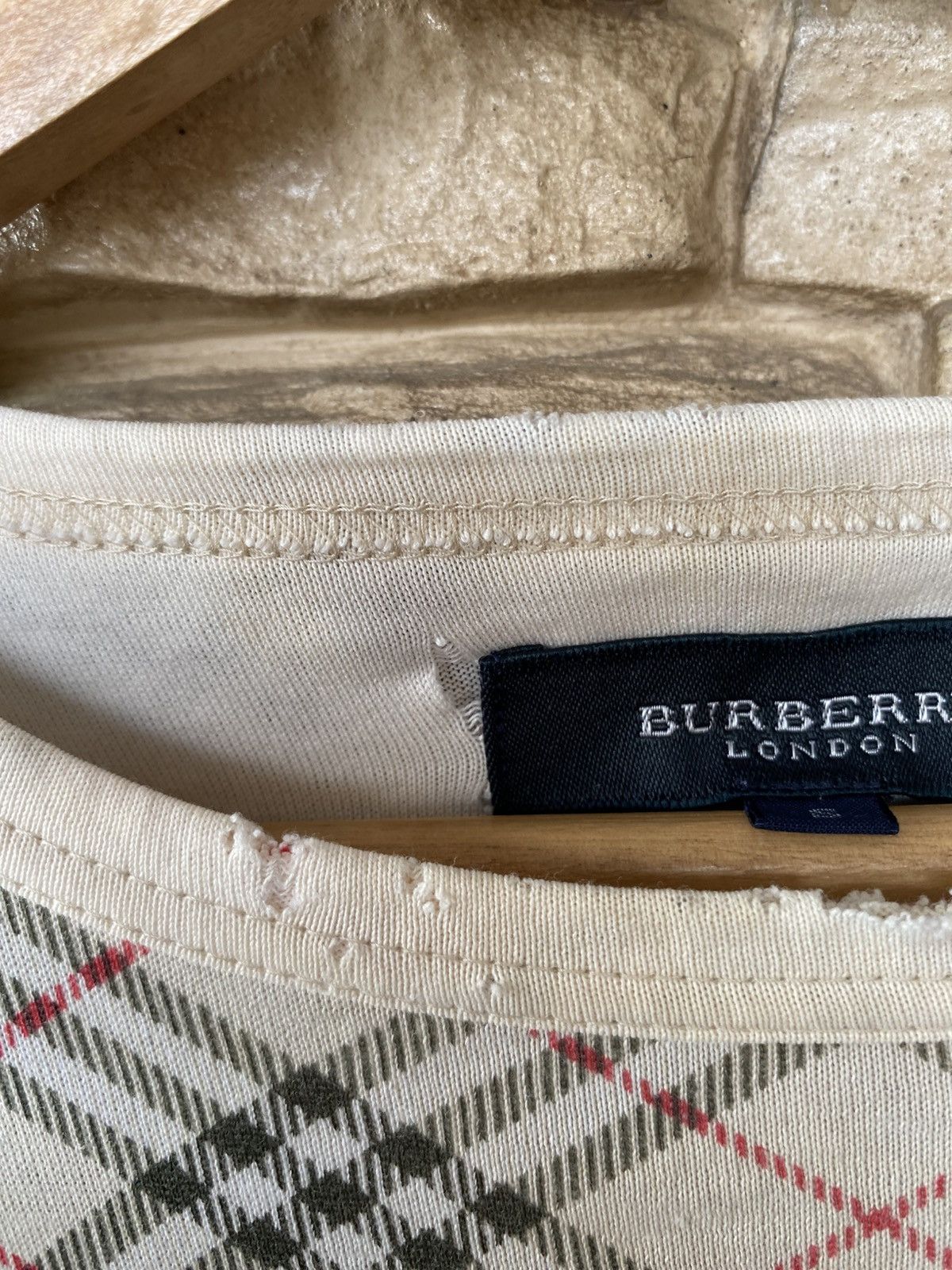 Burberry Vintage Burberry London Checkered Nova Check Classic Monogram Pocket Long Sleeve Tees Size US L / EU 52-54 / 3 - 11 Thumbnail