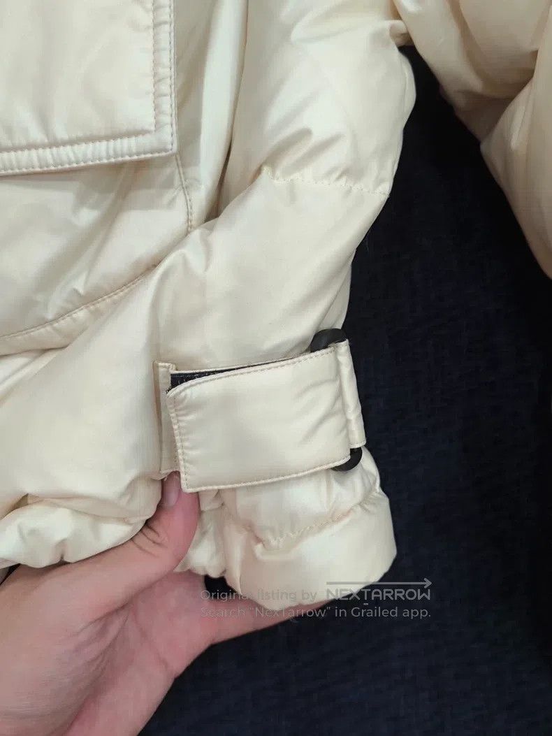 Fendi Fendi Solid color logo patch short hooded down jacket Size M / US 6-8 / IT 42-44 - 5 Thumbnail