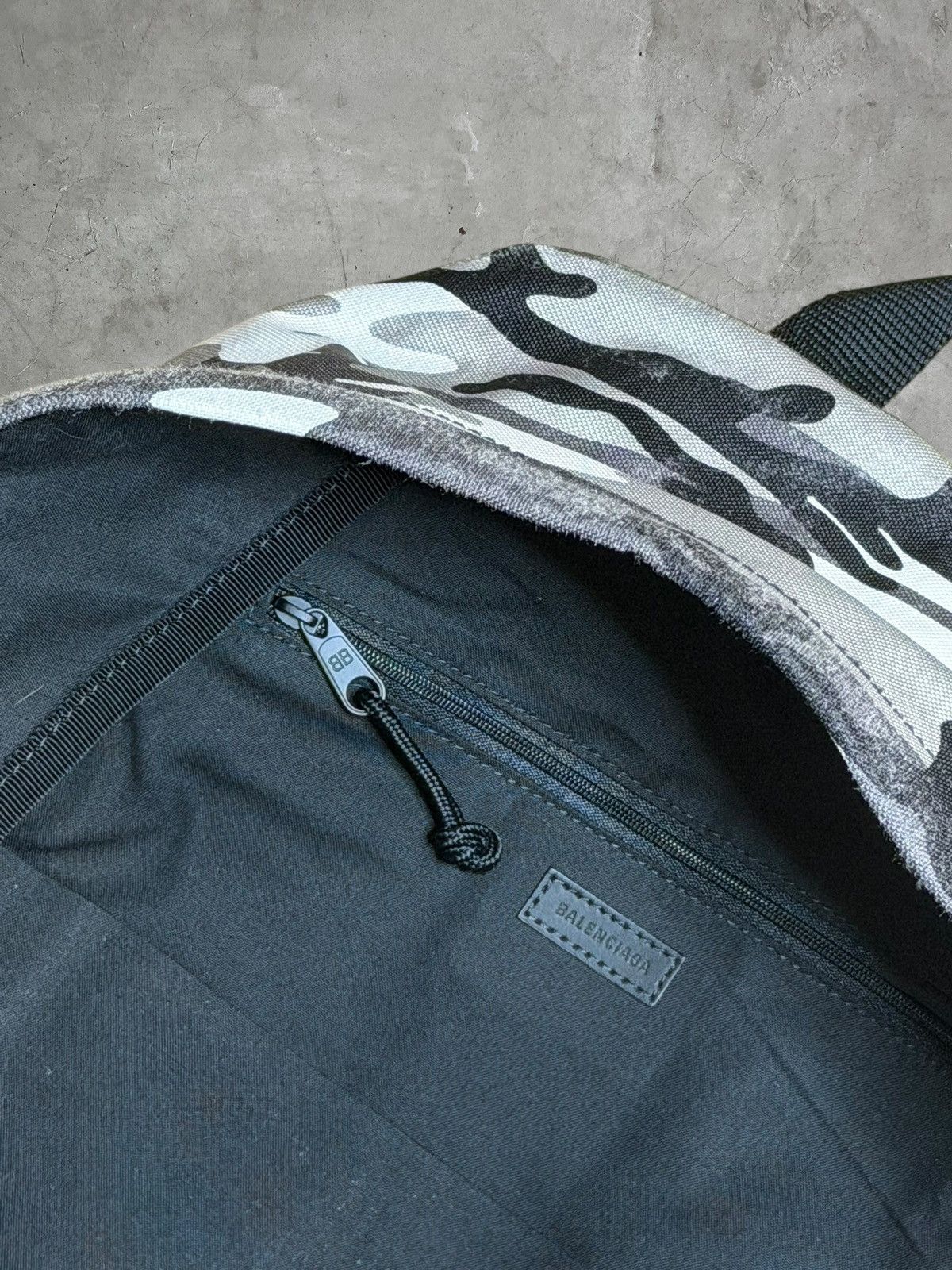 Balenciaga Balenciaga Snow Camo Backpack Size ONE SIZE - 6 Thumbnail