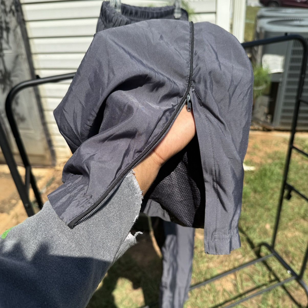 Old Navy Old Navy Track Pants – XL, Lightweight & Stylish Size US 36 / EU 52 - 2 Thumbnail