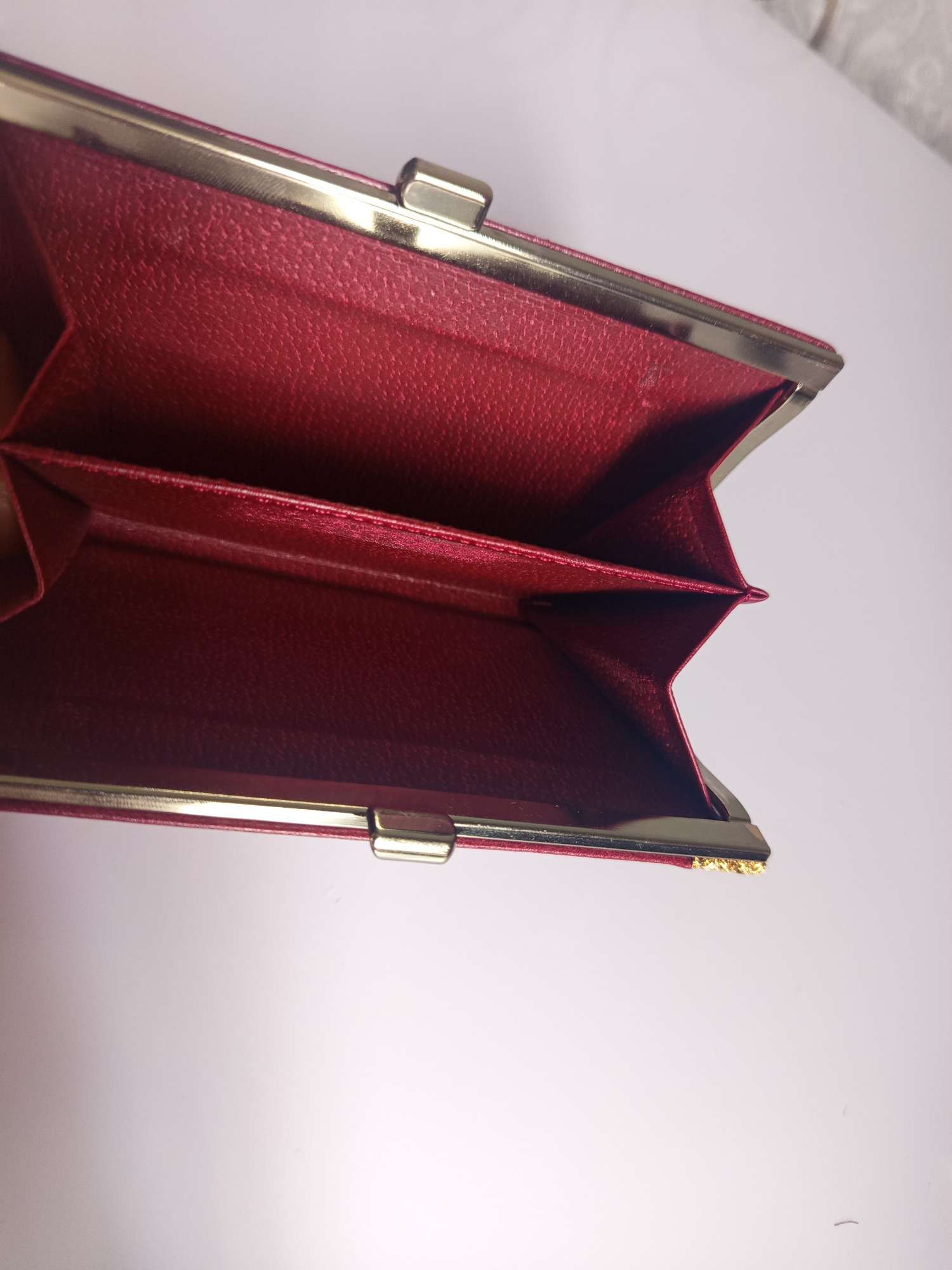 Valentino Valentino Garavani Wallet Burgundy Leather Kiss Lock Vintage Size ONE SIZE - 11 Thumbnail