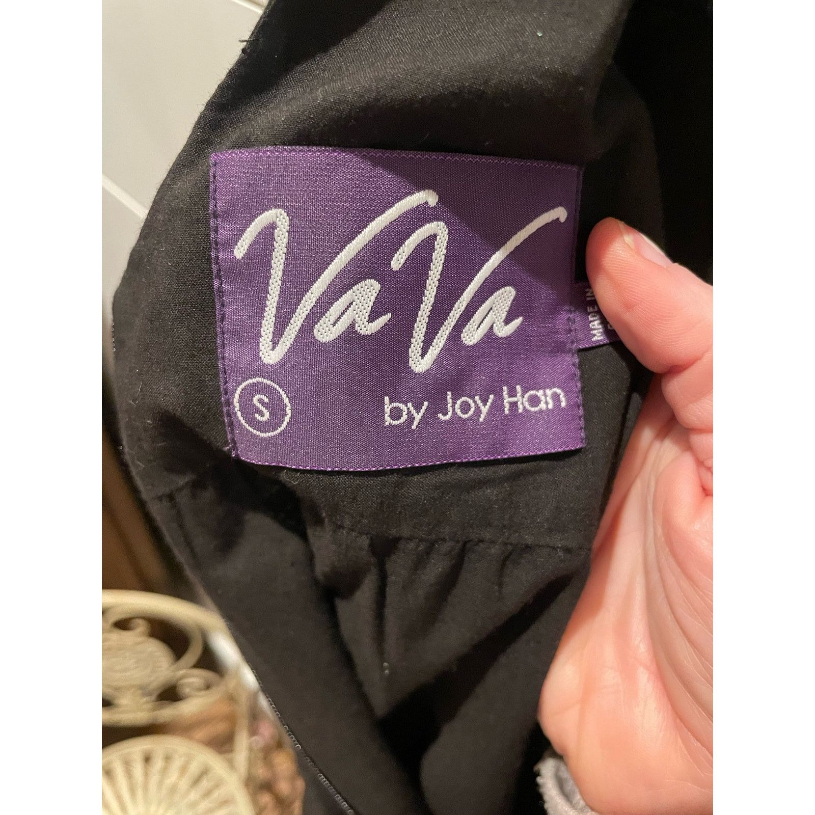 VaVa VAVA by Joy Han Black Embroidered Parrot Tunic Dress, size S Size S / US 4 / IT 40 - 7 Thumbnail