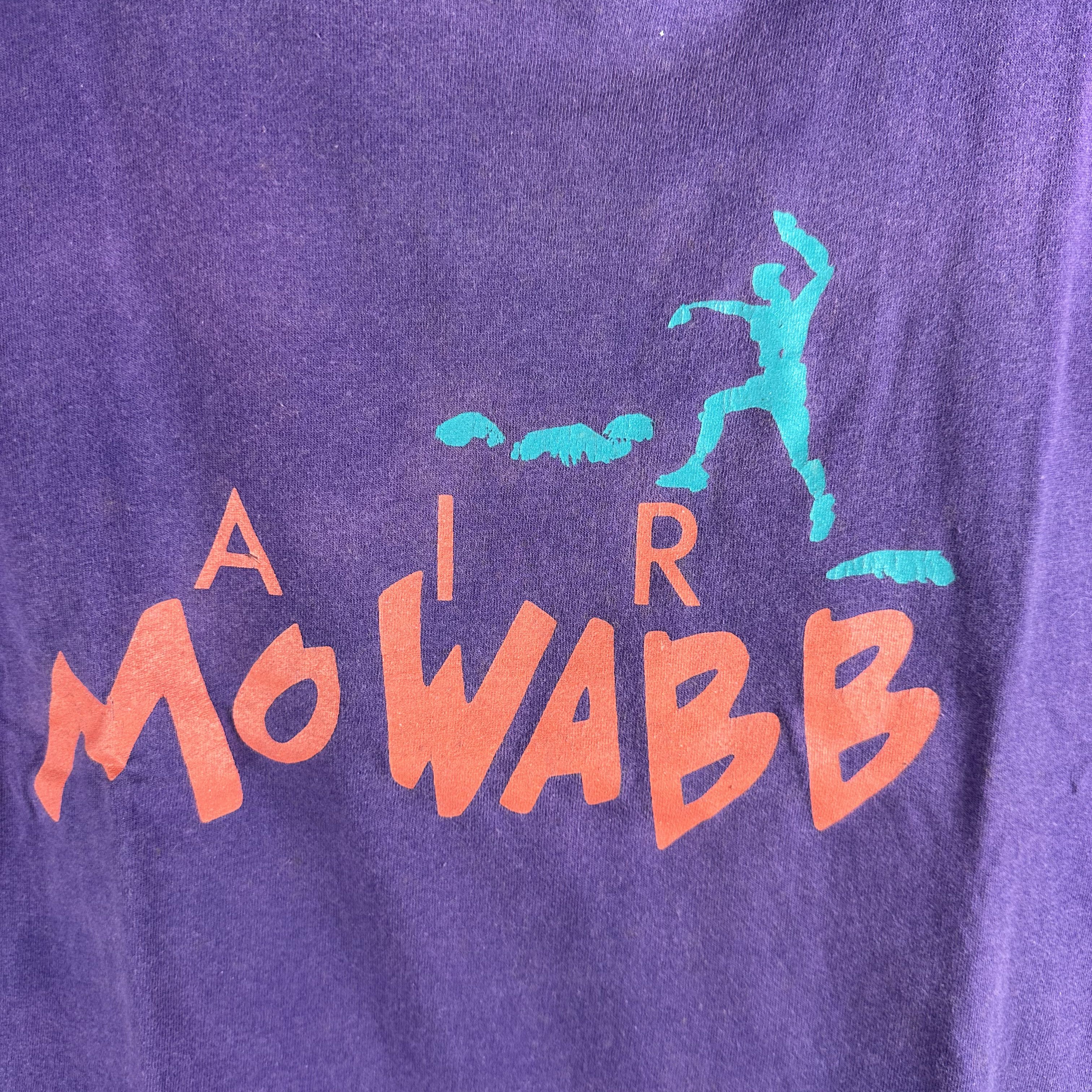 Vintage Vintage 90s Nike ACG Air MoWabb Get Outta Town T-Shirt Size US S / EU 44-46 / 1 - 2 Thumbnail