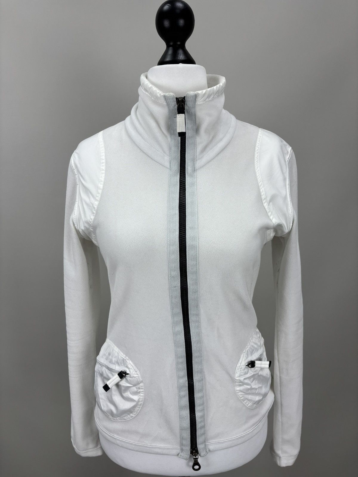 Frauenschuh Womens fleece jacket Frauenschuh Size 38 Color White Size XS / US 0-2 / IT 36-38 - 2 Thumbnail