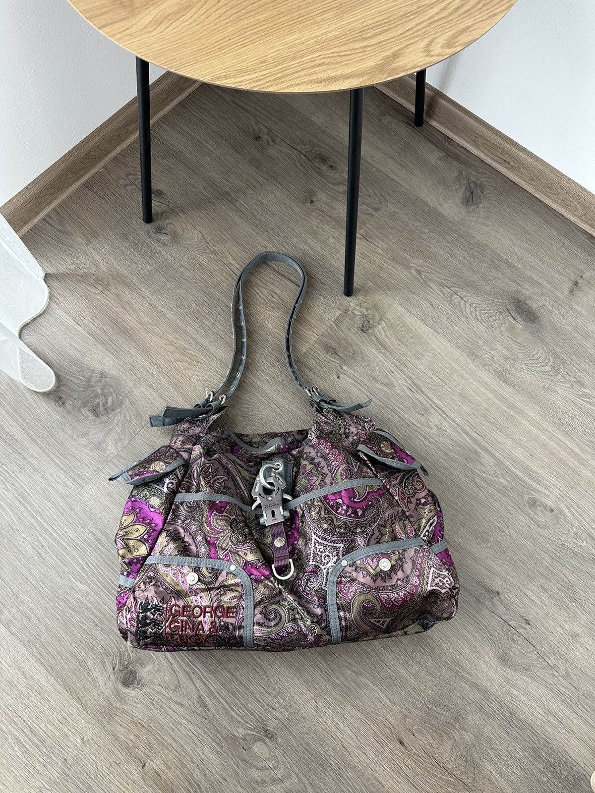 If Six Was Nine Vintage George Gina Lucy Purple Distressed Shoulders Bag Size ONE SIZE - 9 Thumbnail