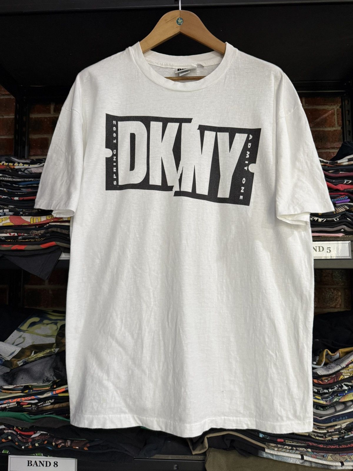 Vintage Vintage 90s DKNY Spring Adam One Streetwear Tee Size US XL / EU 56 / 4 - 1 Thumbnail
