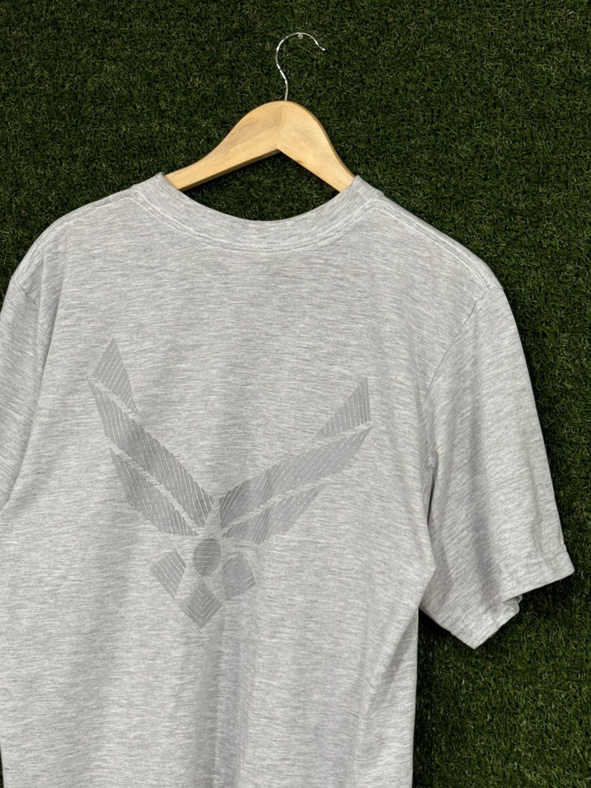 Vintage Vintage Distressed US Air Force Military Grey Logo Shirt 3M Size US XL / EU 56 / 4 - 4 Thumbnail