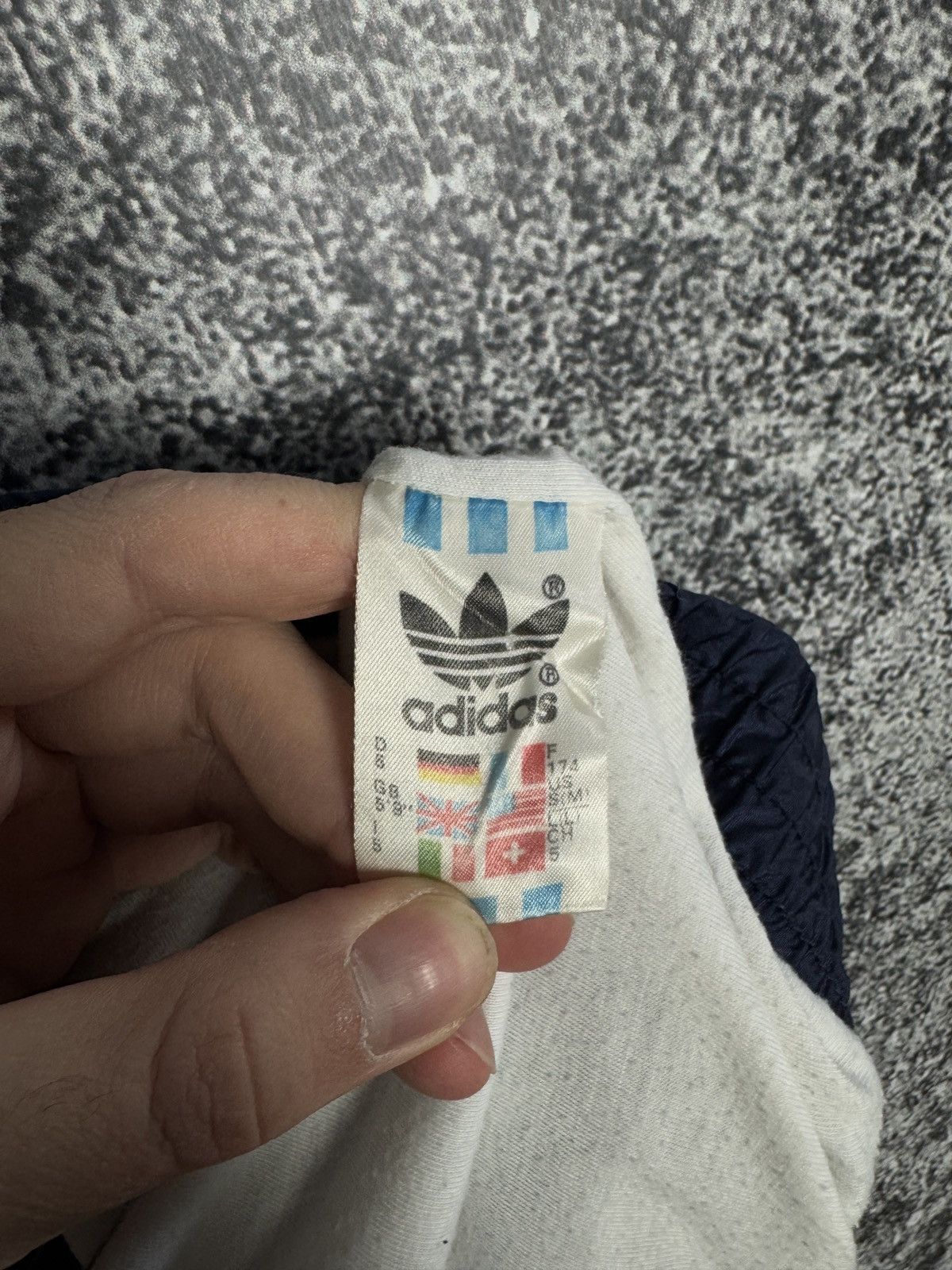 Adidas Adidas Vintage Nylon Jacket Windbreaker Retro 90s Size M-L Size US M / EU 48-50 / 2 - 9 Thumbnail