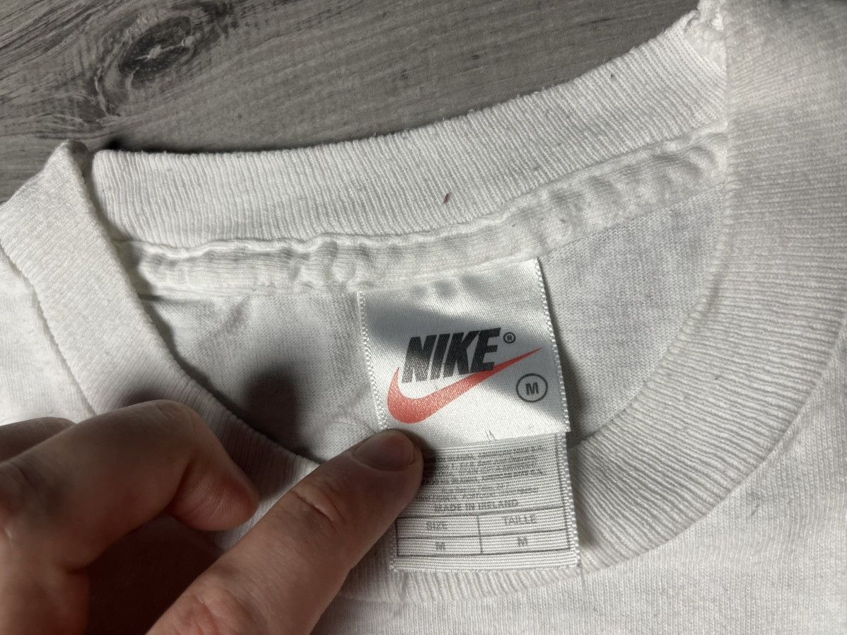 Nike Vintage Nike Tshirt Swoosh Logo size Medium Size US M / EU 48-50 / 2 - 4 Thumbnail