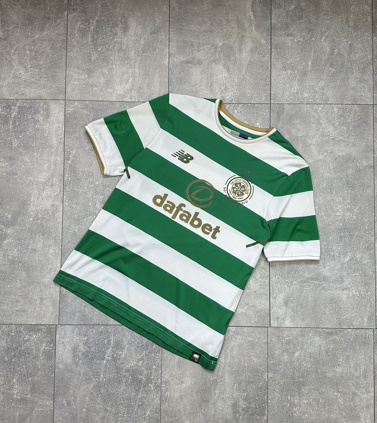 Other New Balance Celtic F.C Vintage Home Soccer Jersey Size US S / EU 44-46 / 1 - 1 Thumbnail